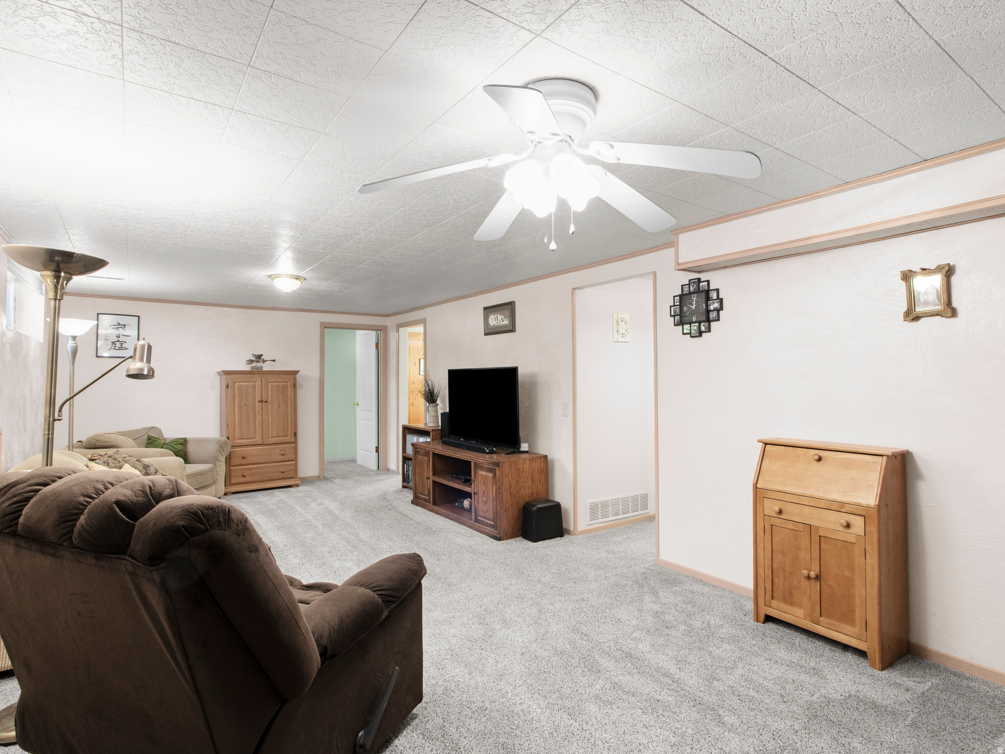MEADOWBROOK FARMS - Residential