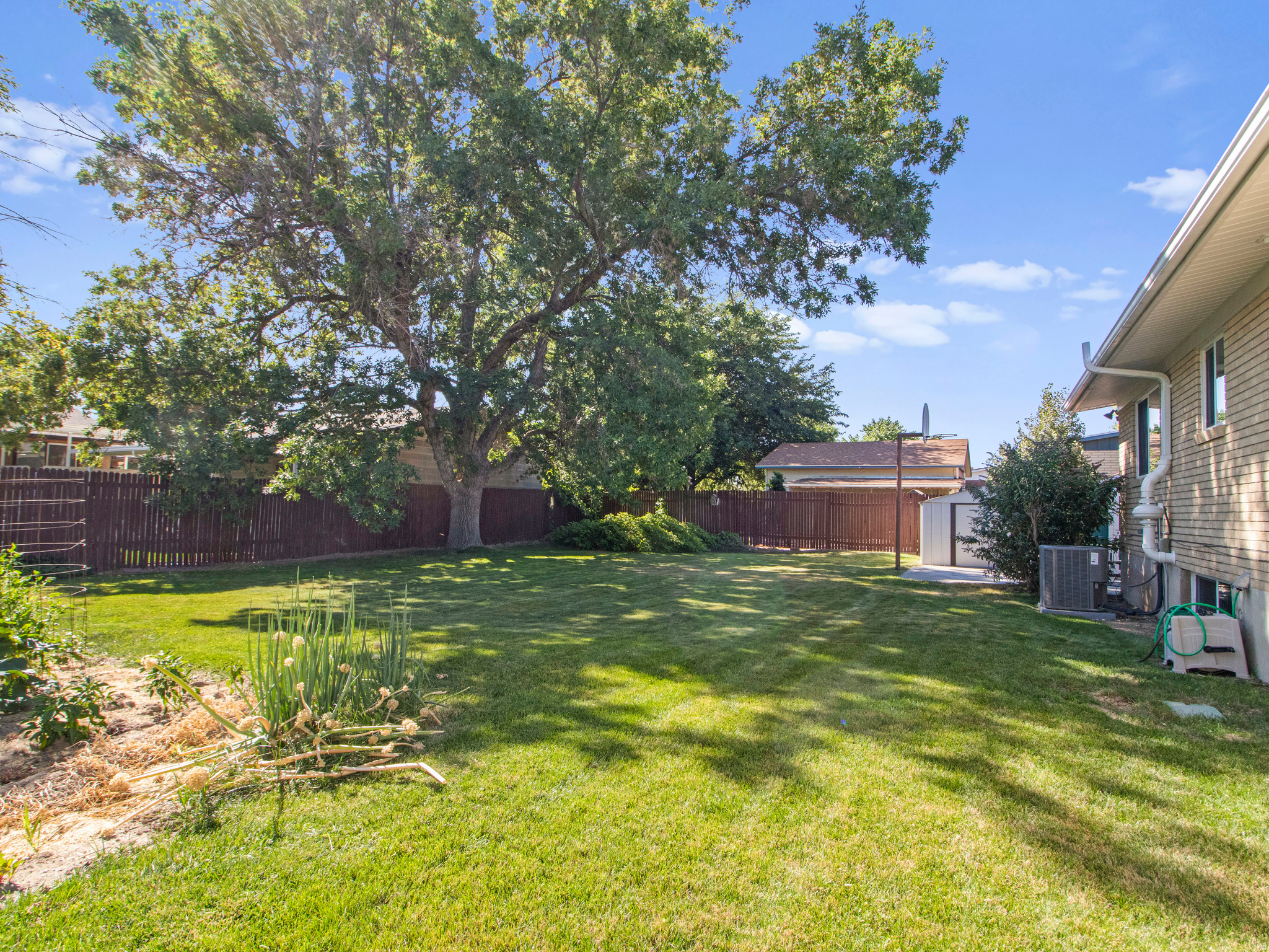 MEADOWBROOK FARMS - Residential