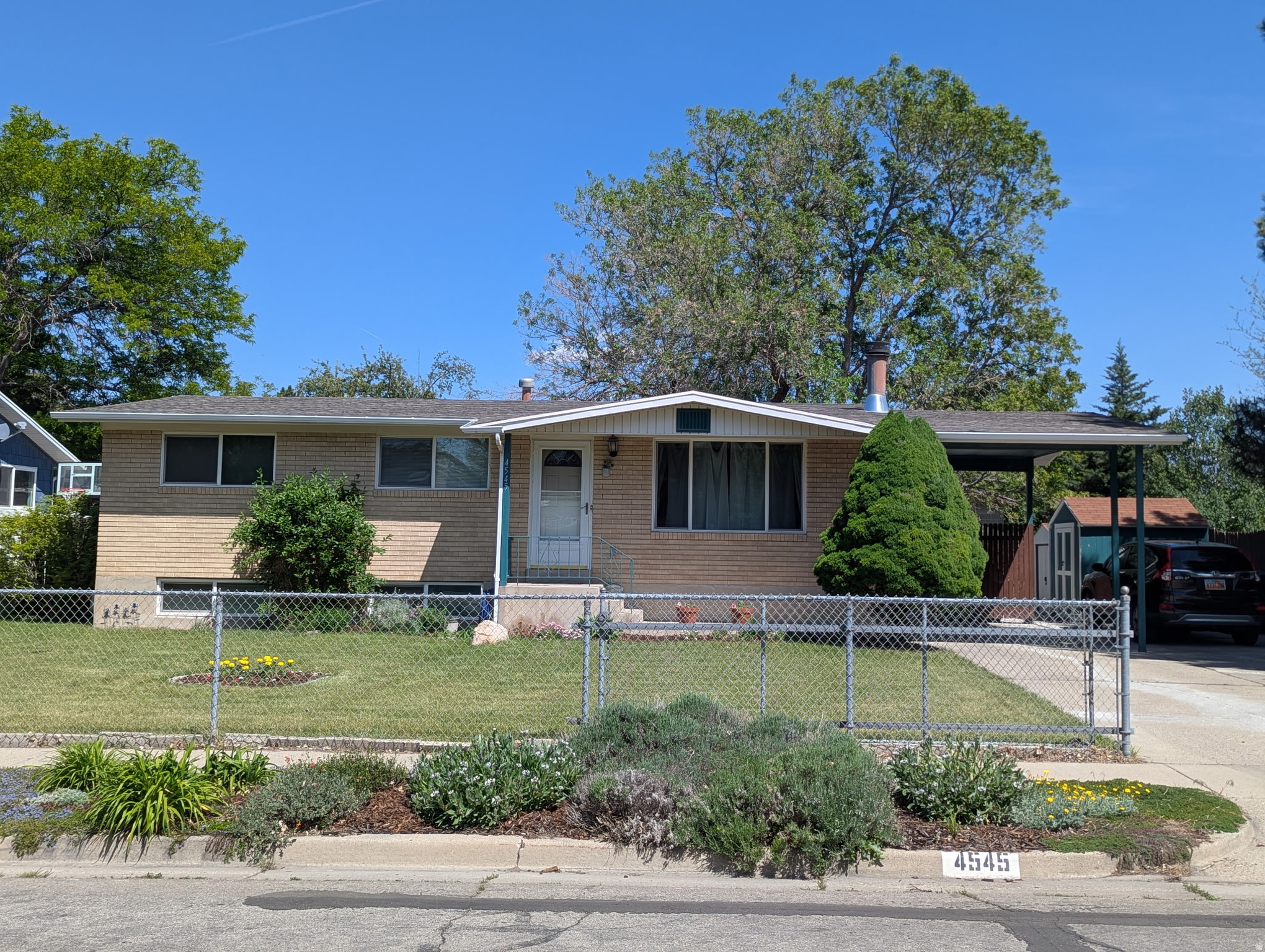 MEADOWBROOK FARMS - Residential