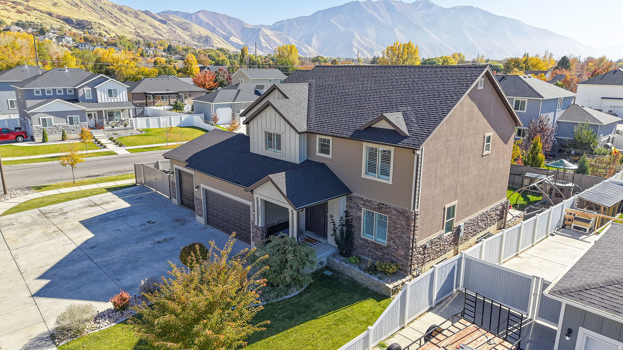 QUAIL BROOK ESTATES - Residential