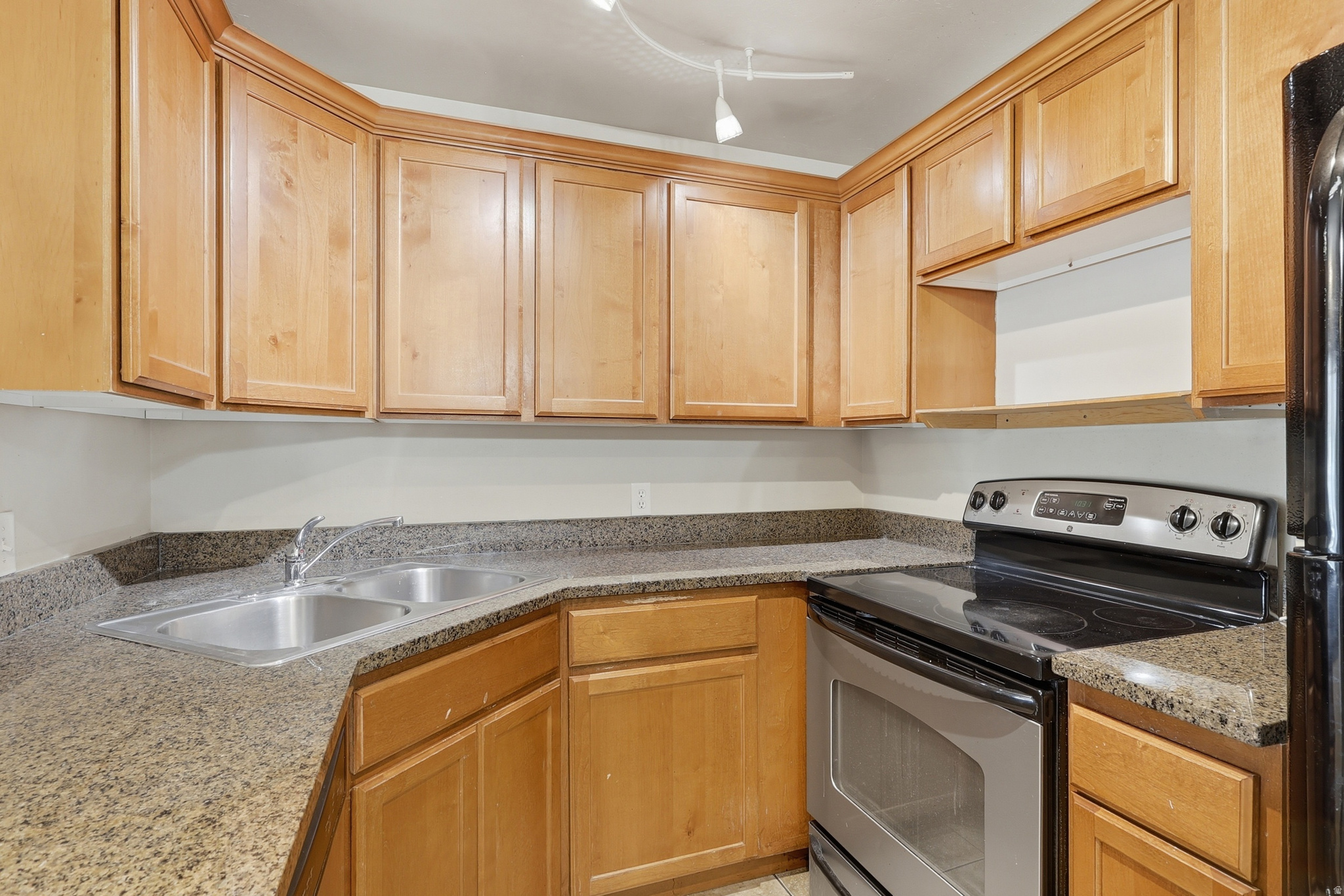 BRISTLE PINES - Residential