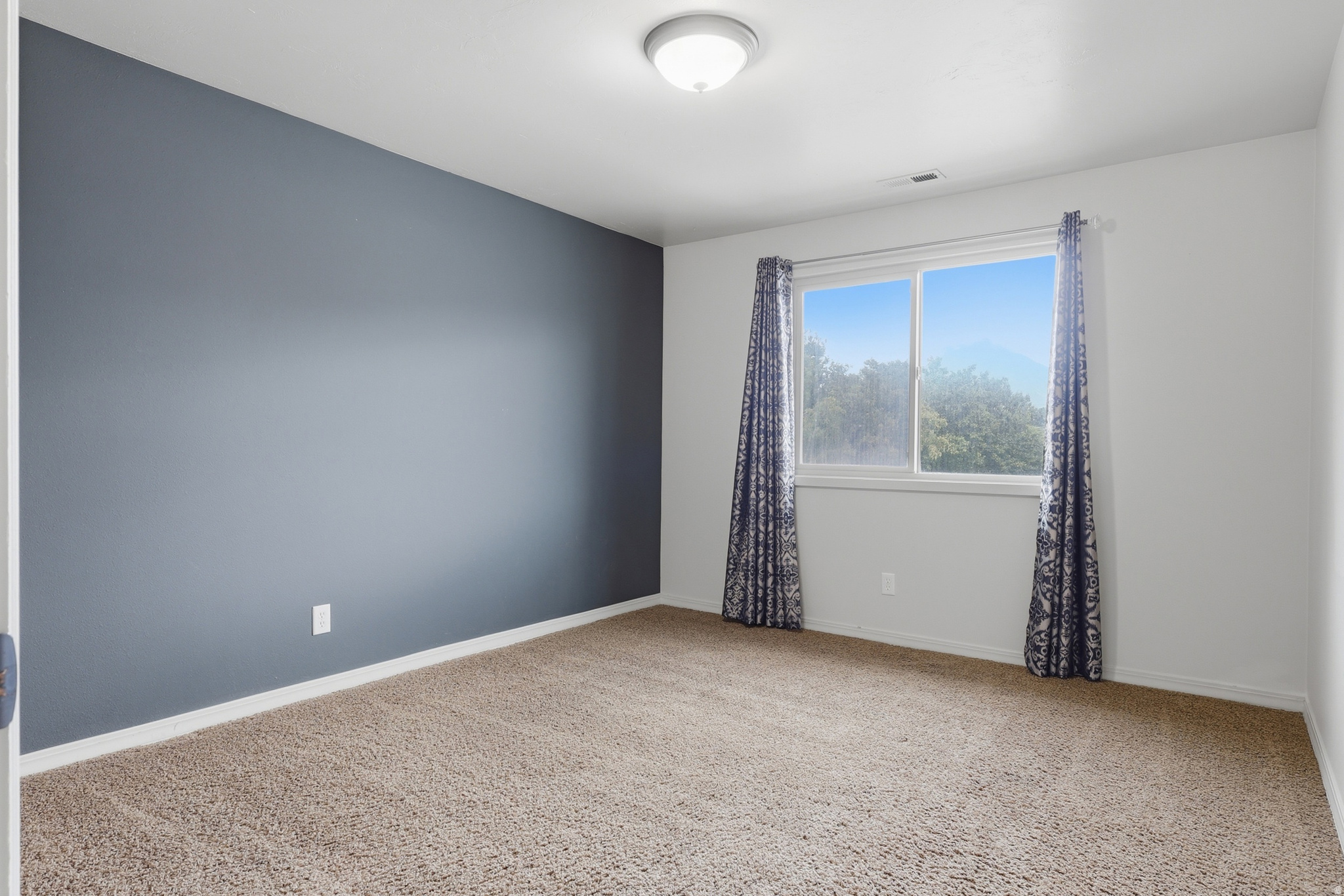 BRISTLE PINES - Residential