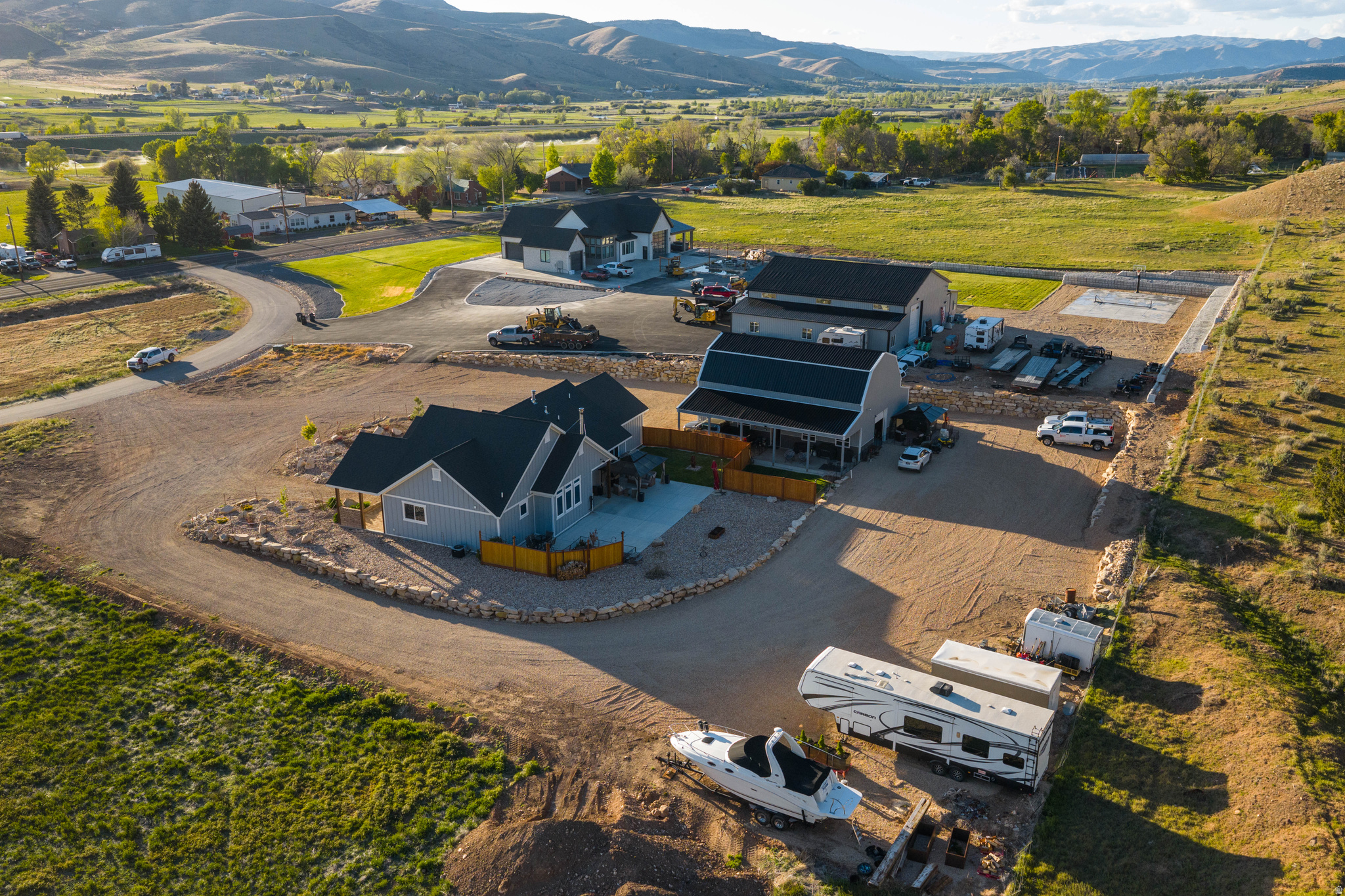 COTTONWOOD CANYON - Residential