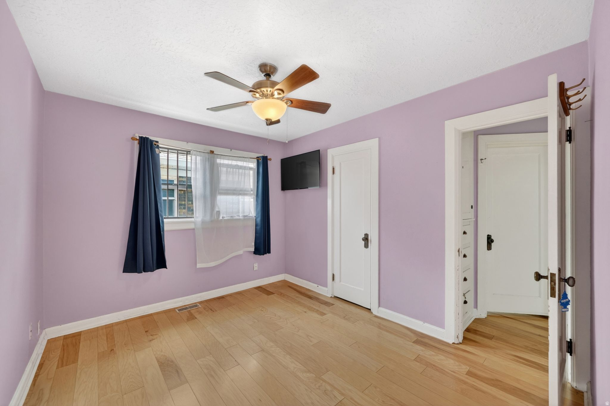 GILL - Residential