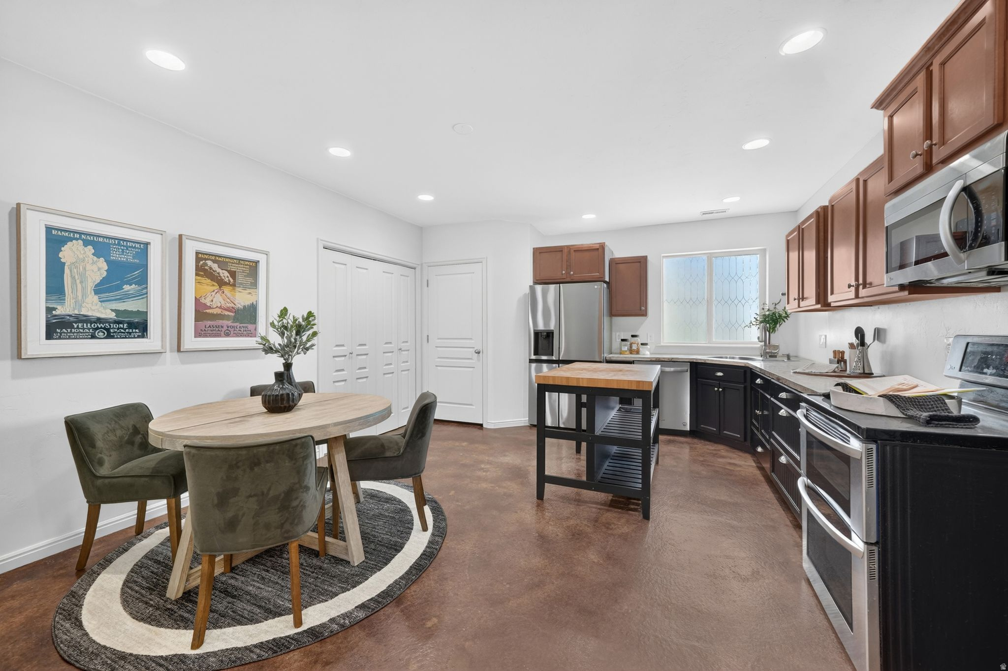 HARVEST HOMES / TRAVERSE MOUNTAIN - Residential