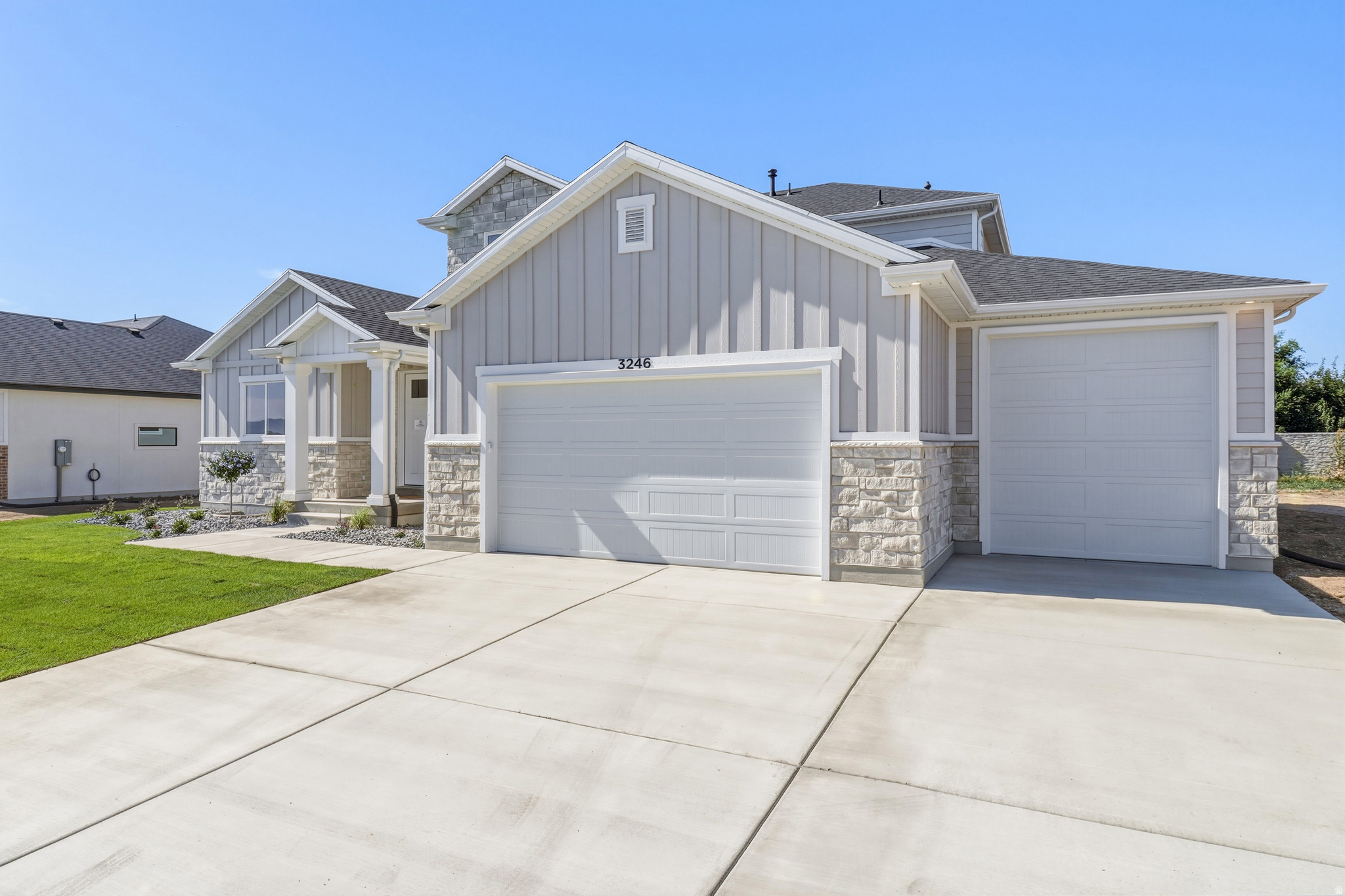 ESTATES AT MAJOR FARMS - Residential