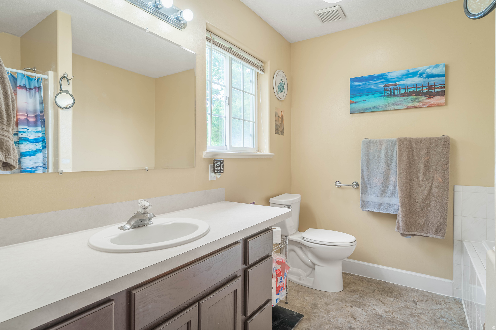 MEADOW BROOK - Residential