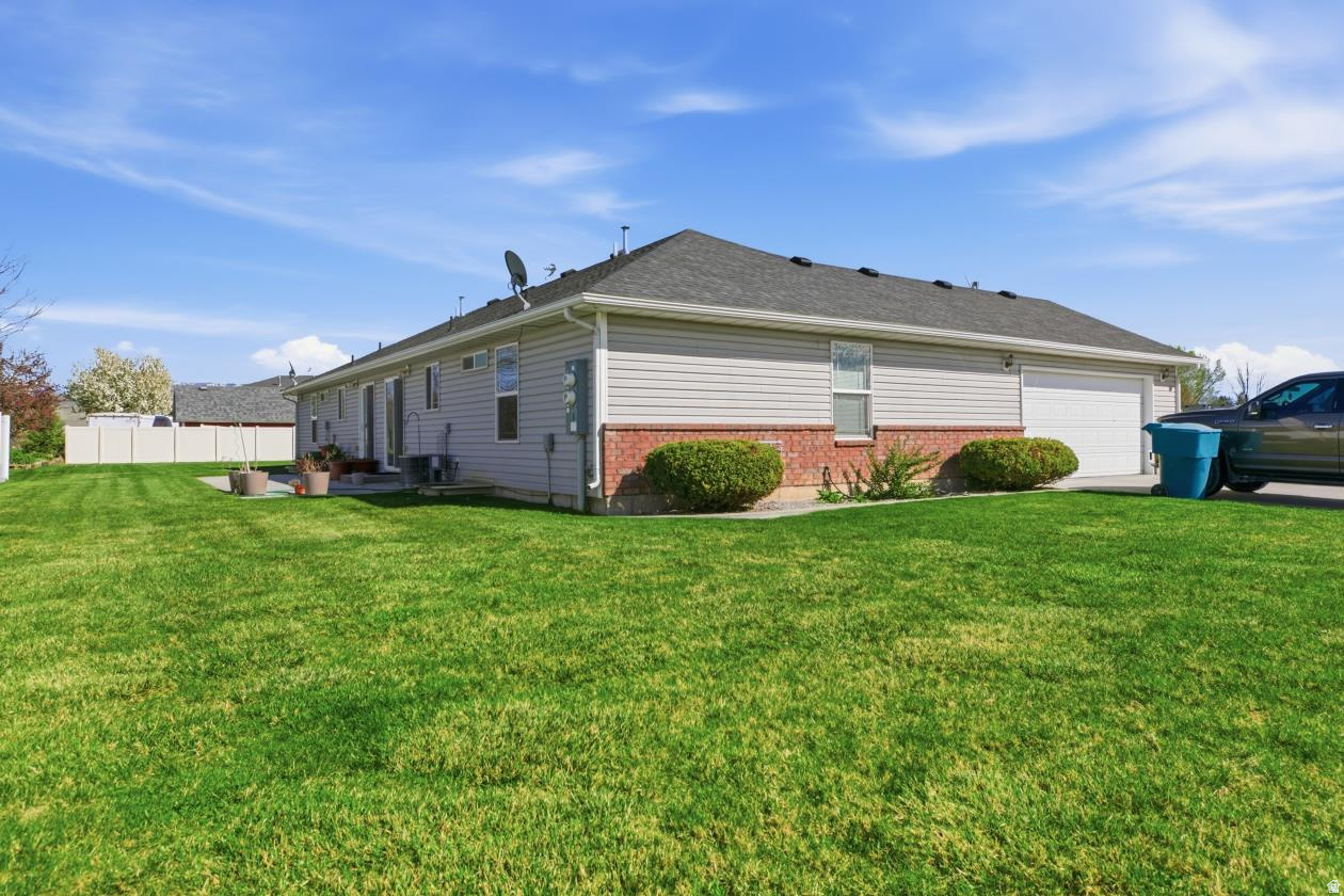 CREAMERY HOLLOW - Residential