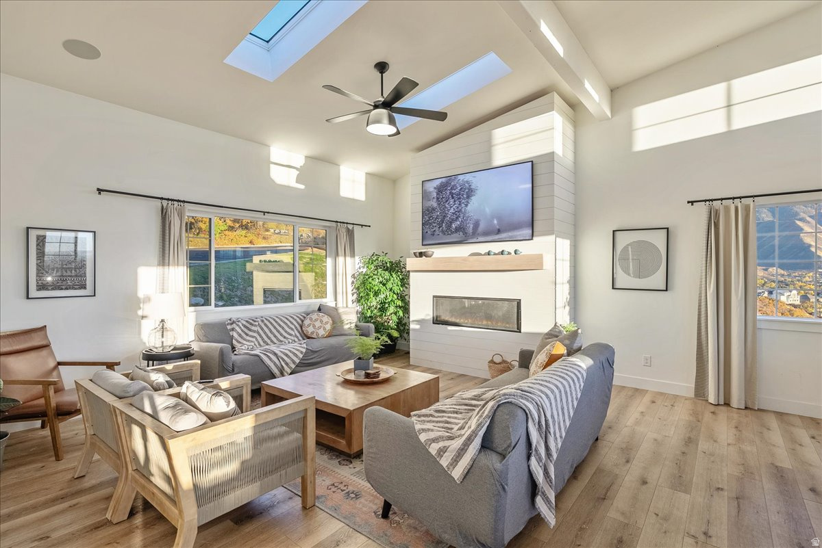 SPRING OAKS, PLAT F - Residential
