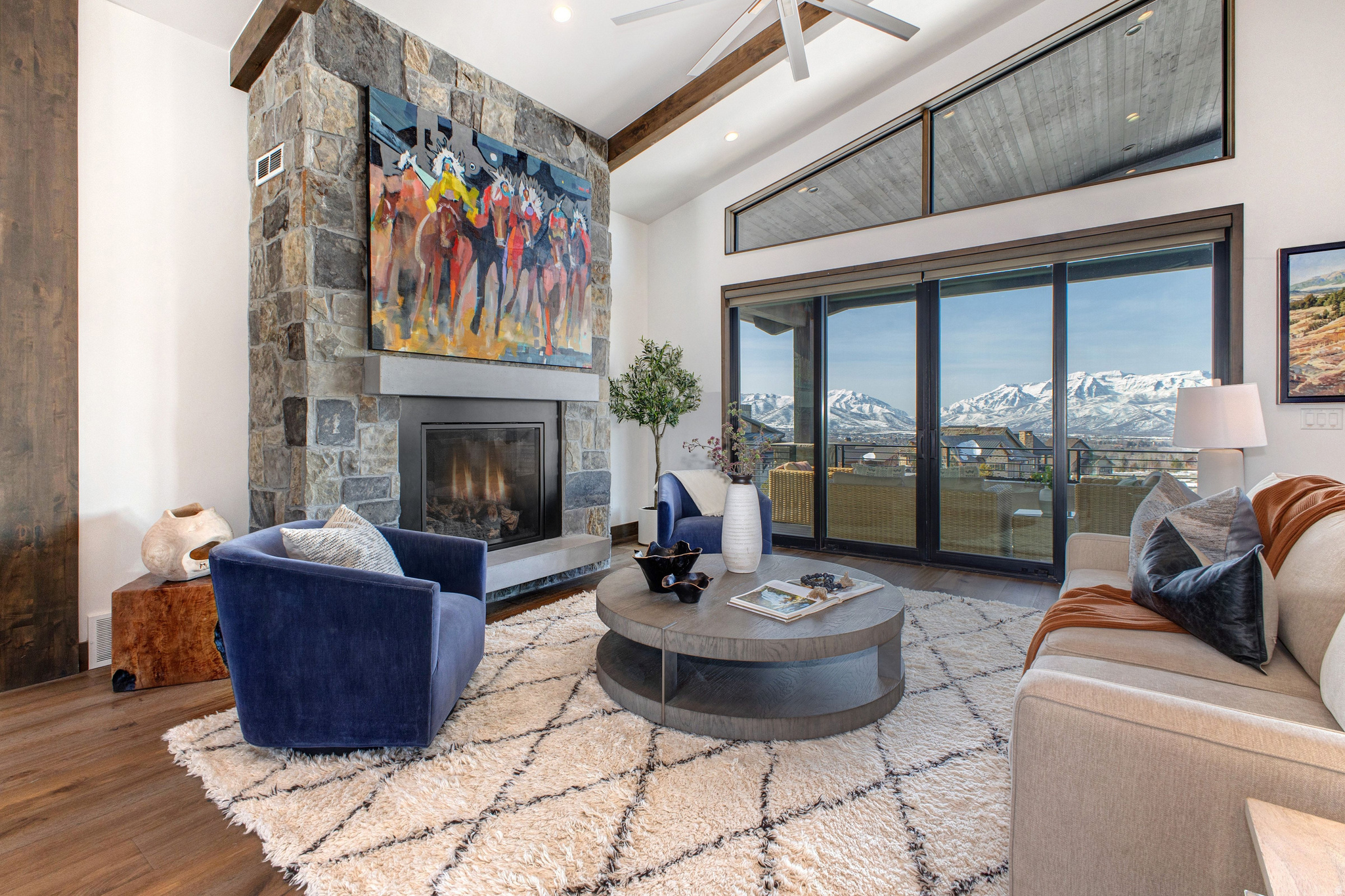 RED LEDGES - Residential