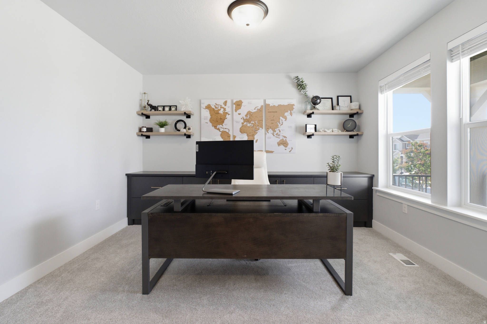 MOUNTAIN RIDGE - Residential