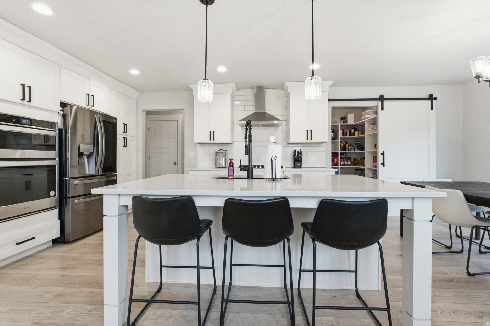 MOUNTAIN RIDGE - Residential