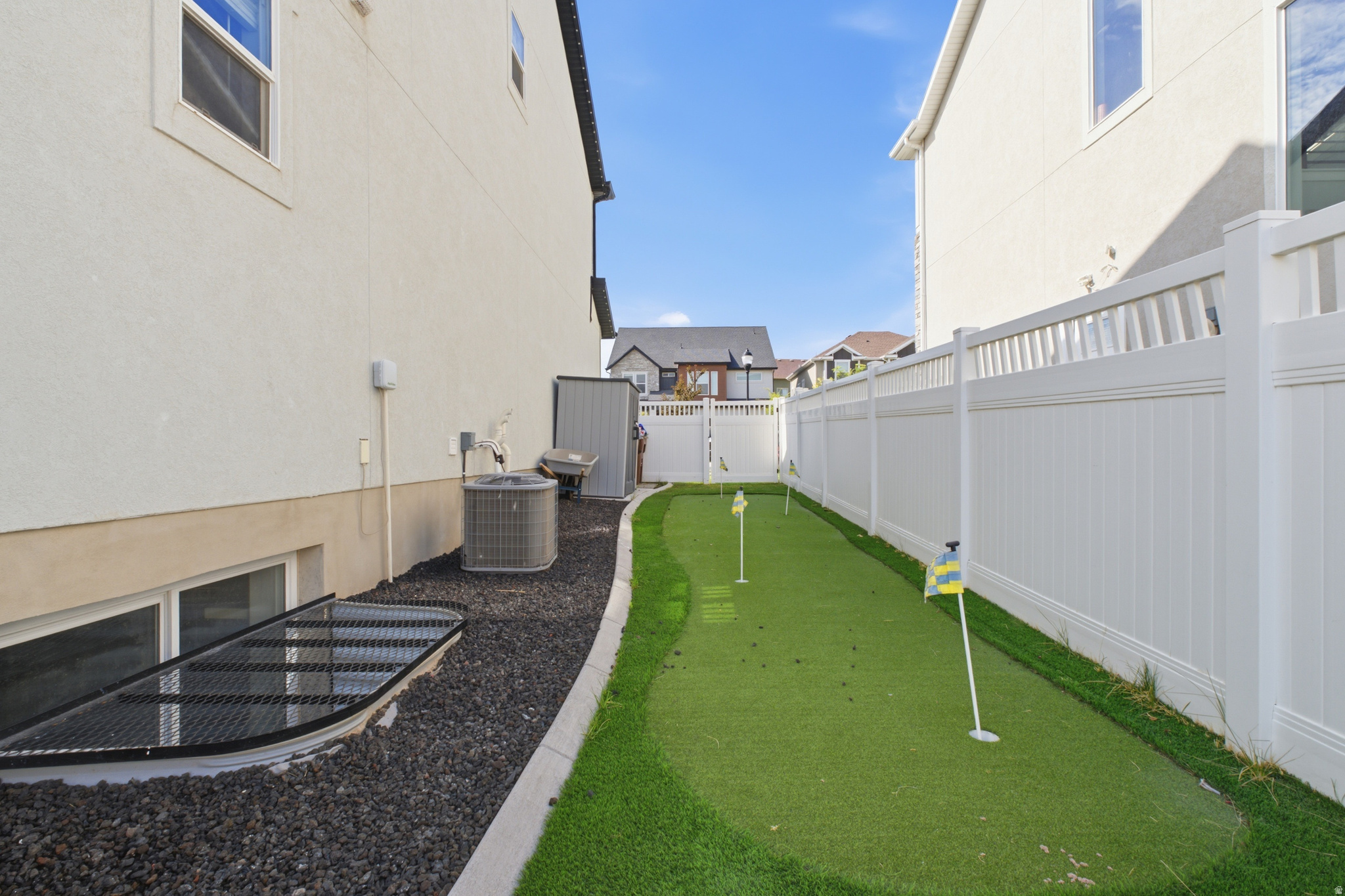 MOUNTAIN RIDGE - Residential