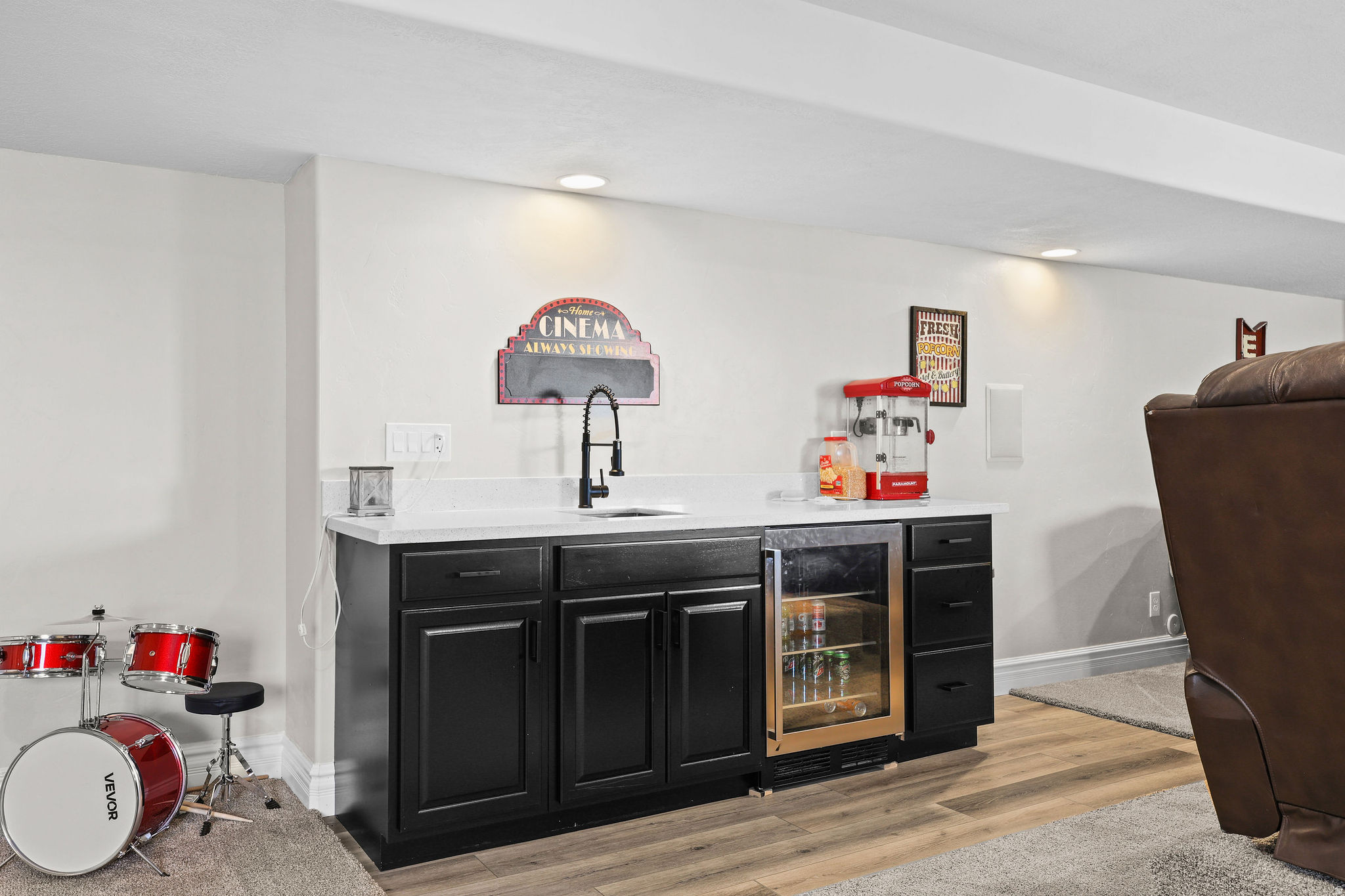 FOX MEADOWS - Residential