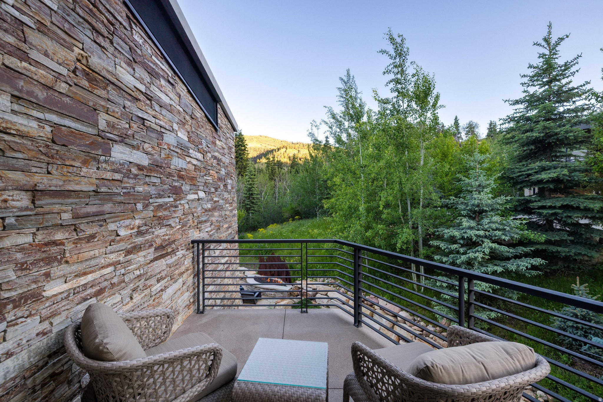 ASPEN CREEK CROSSING - Residential