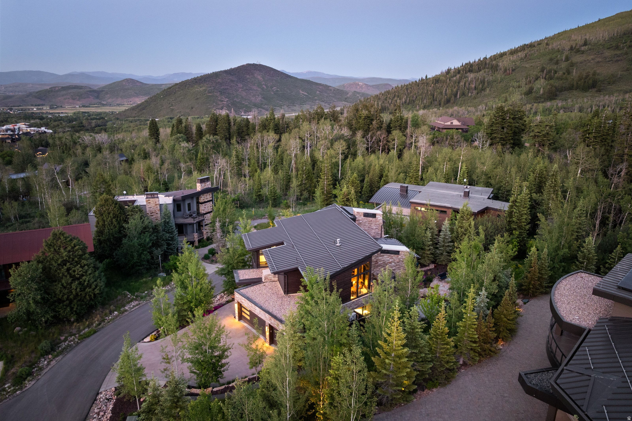 ASPEN CREEK CROSSING - Residential