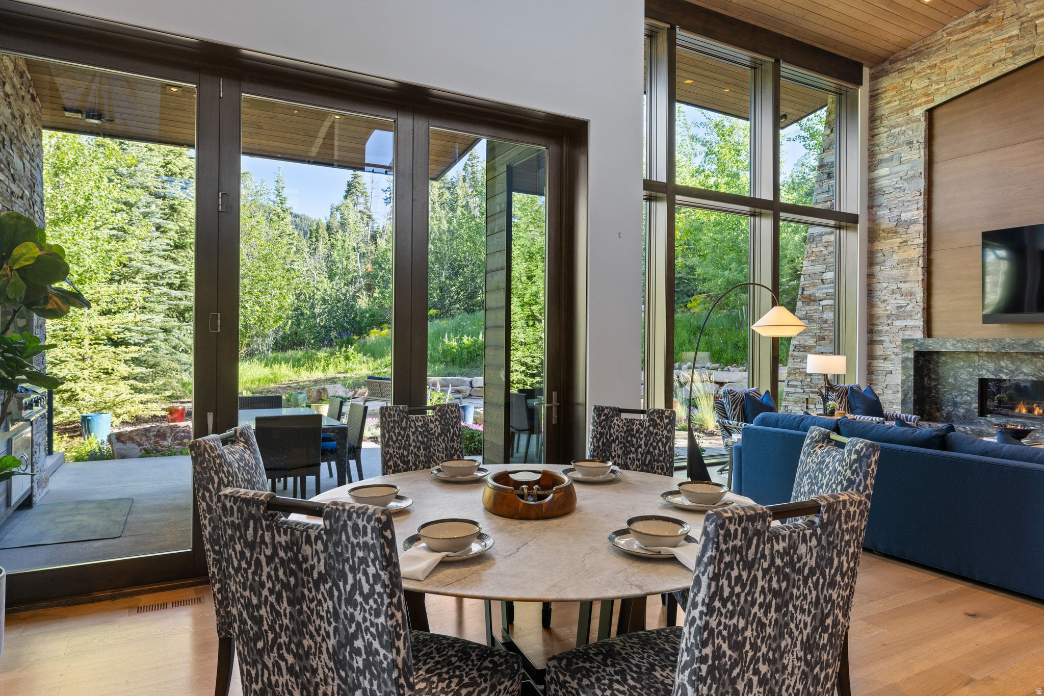 ASPEN CREEK CROSSING - Residential