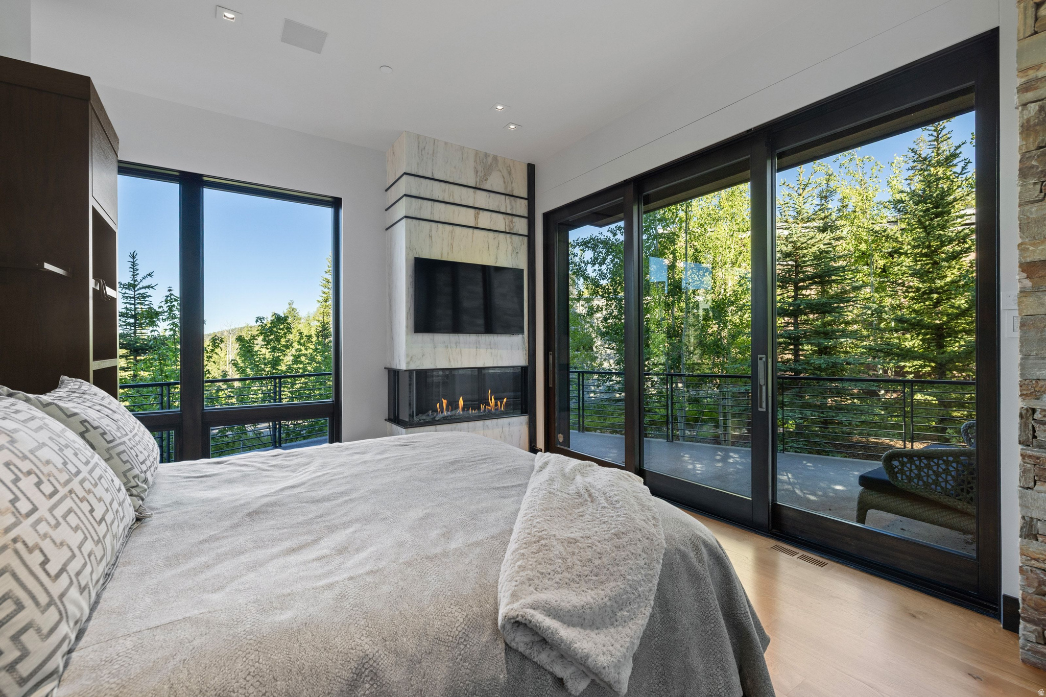 ASPEN CREEK CROSSING - Residential