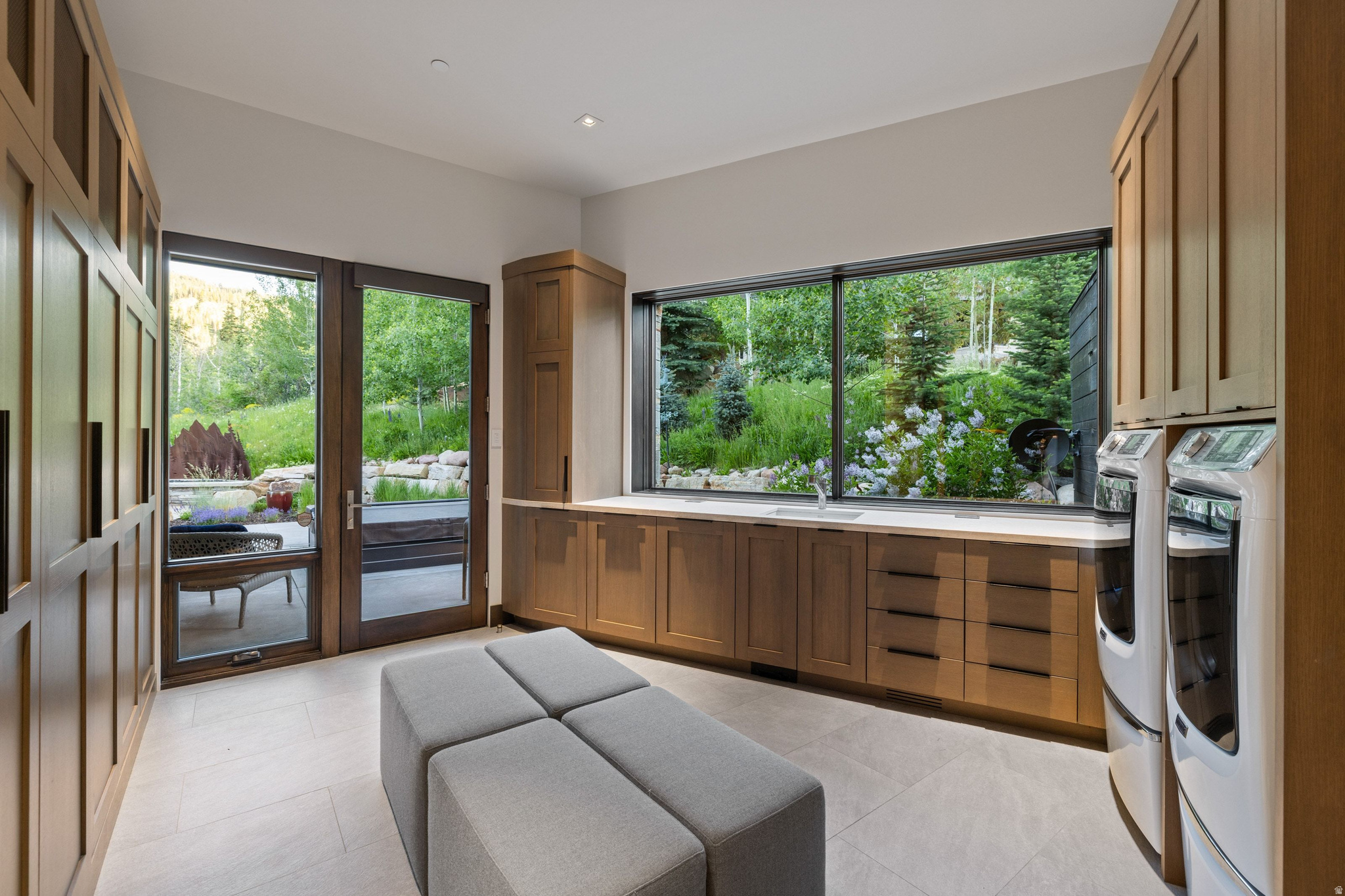 ASPEN CREEK CROSSING - Residential