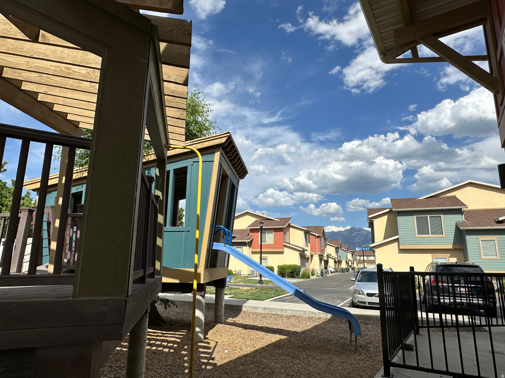 SUMMERLANE AT THE DI - Residential