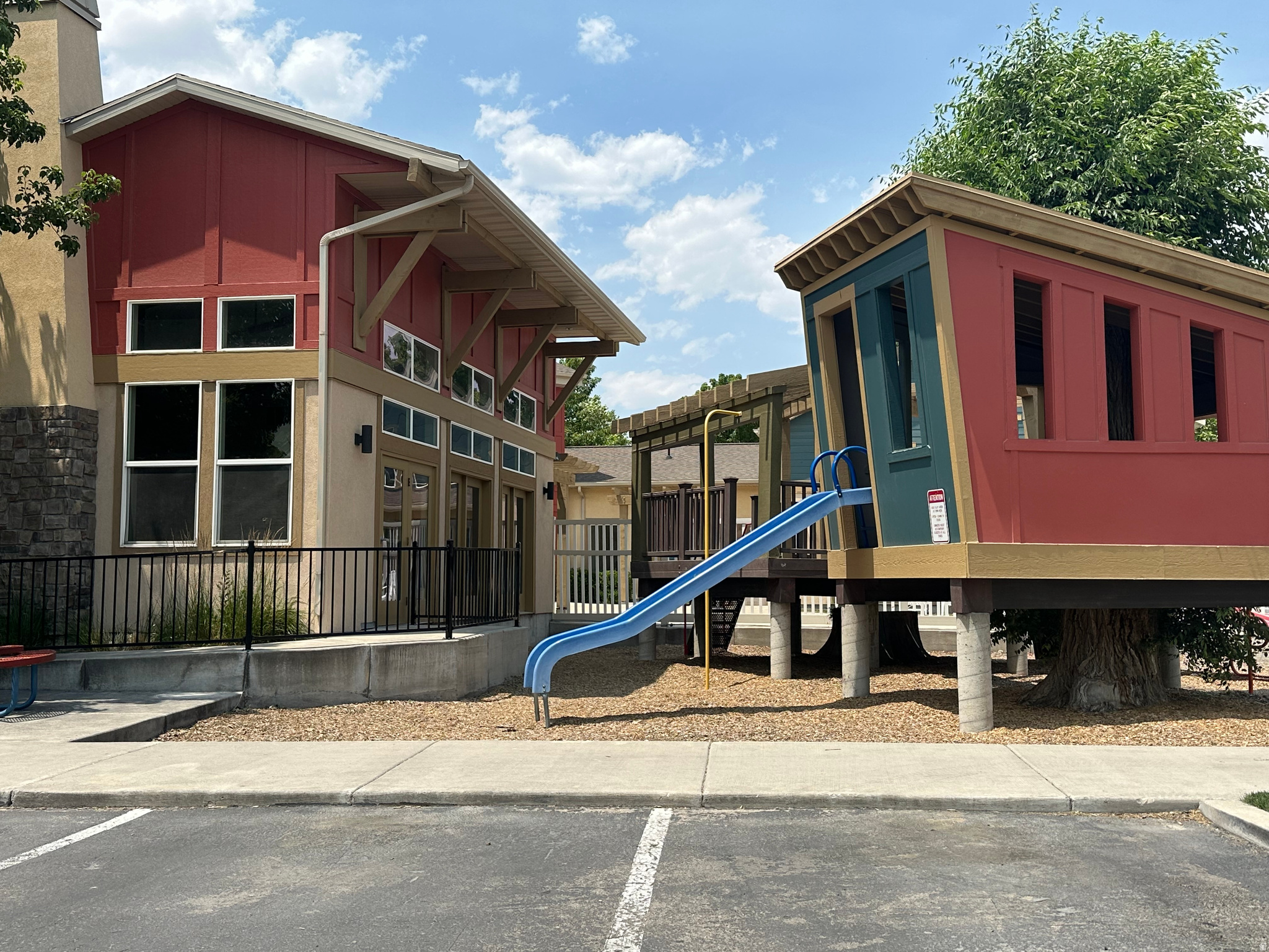 SUMMERLANE AT THE DI - Residential
