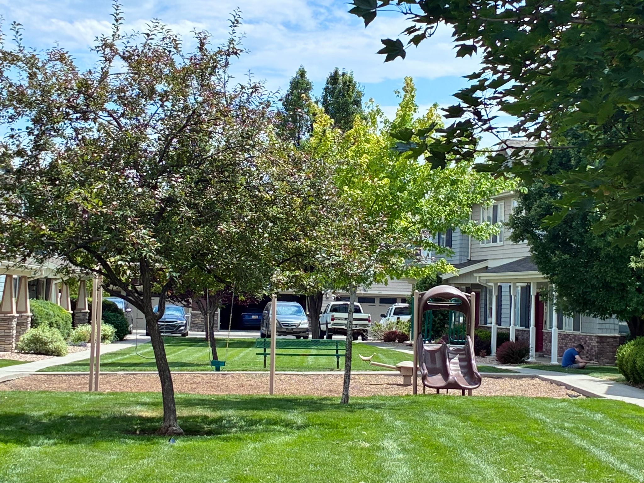 ROCKWELL CONDO - Residential