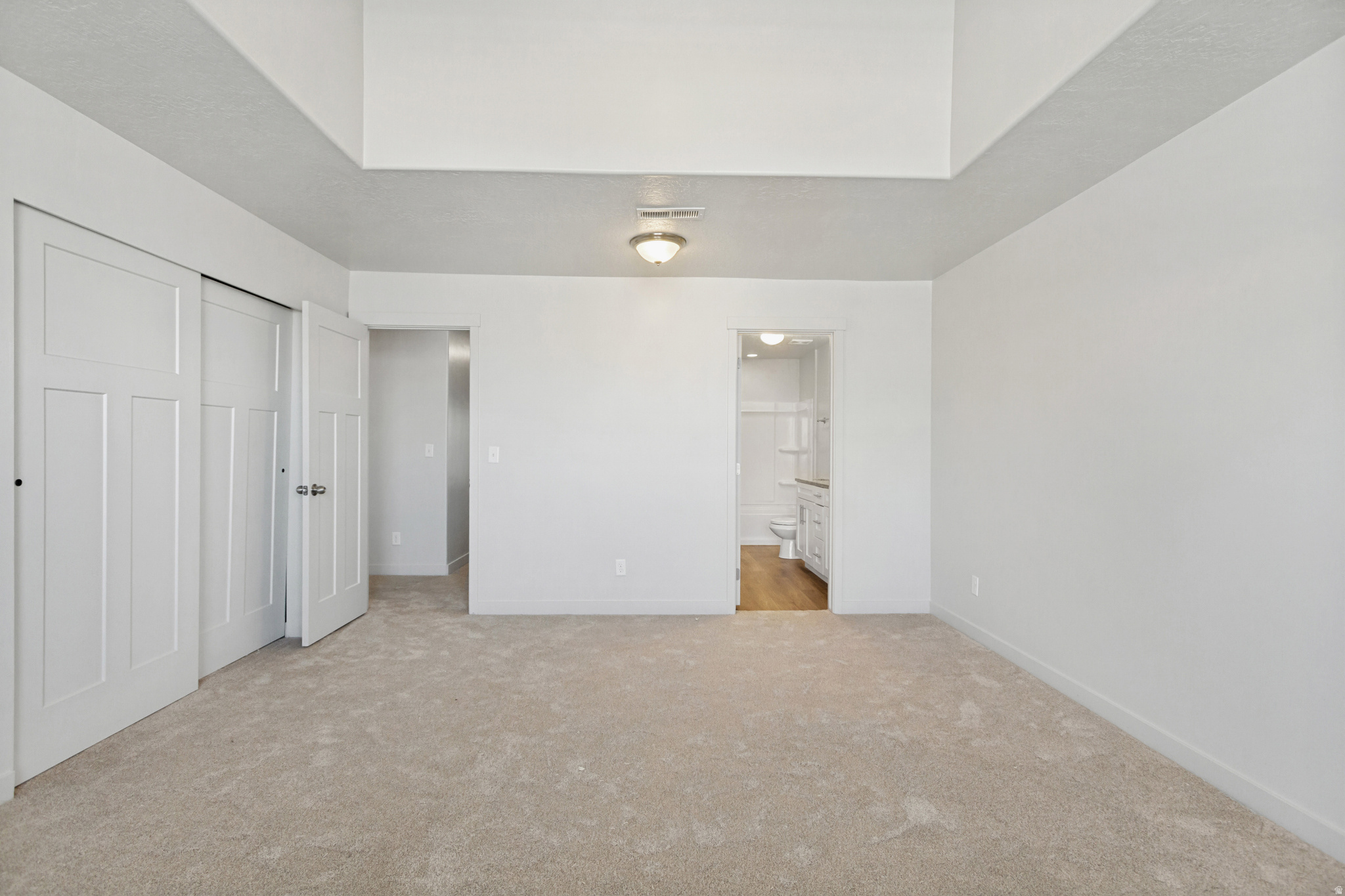 EDGEWATER - Residential