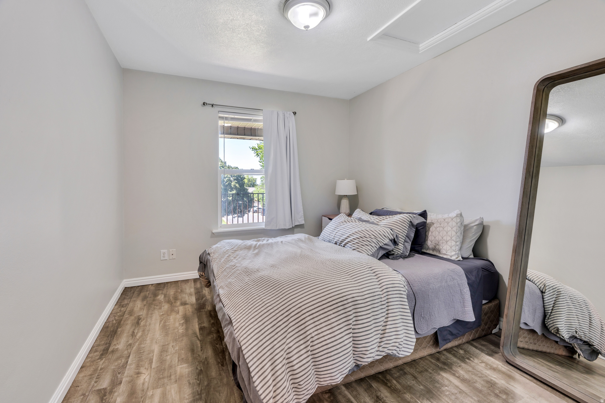 PENNYLANE CONDO - Residential