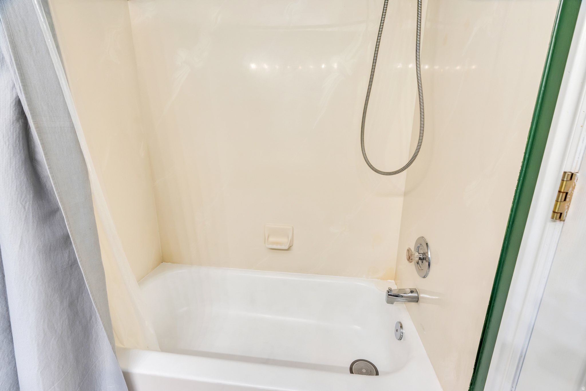 PENNYLANE CONDO - Residential