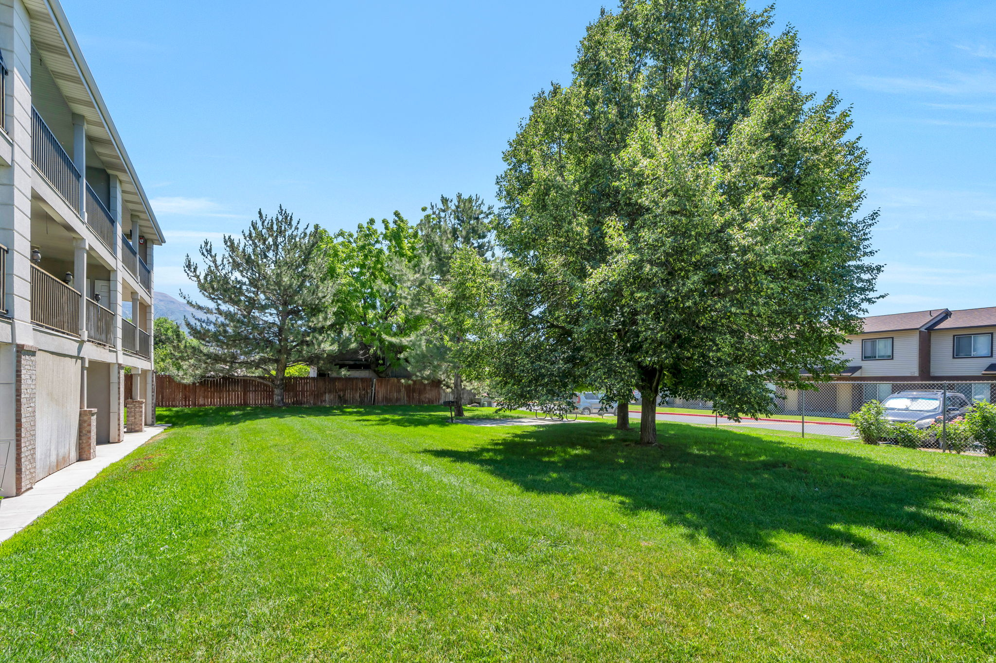 PENNYLANE CONDO - Residential