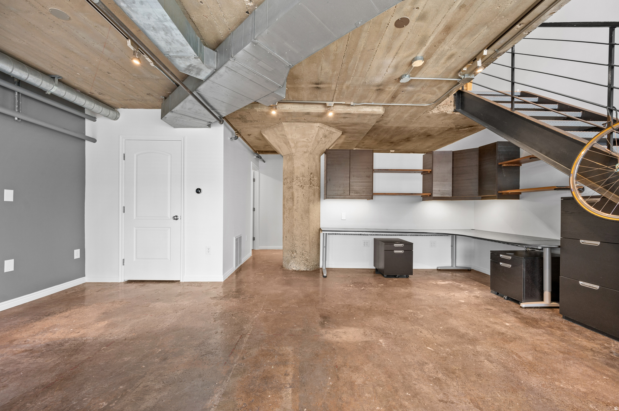 DAKOTA LOFTS - Residential