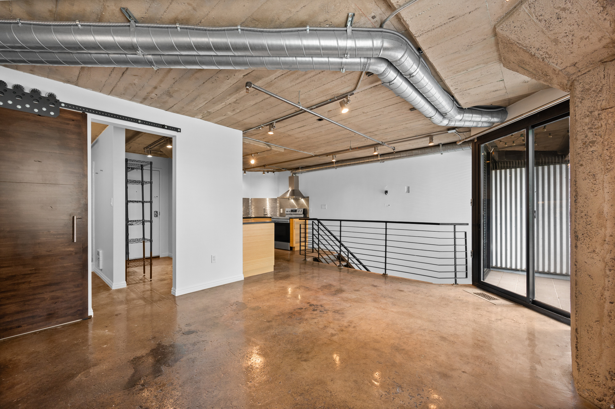 DAKOTA LOFTS - Residential