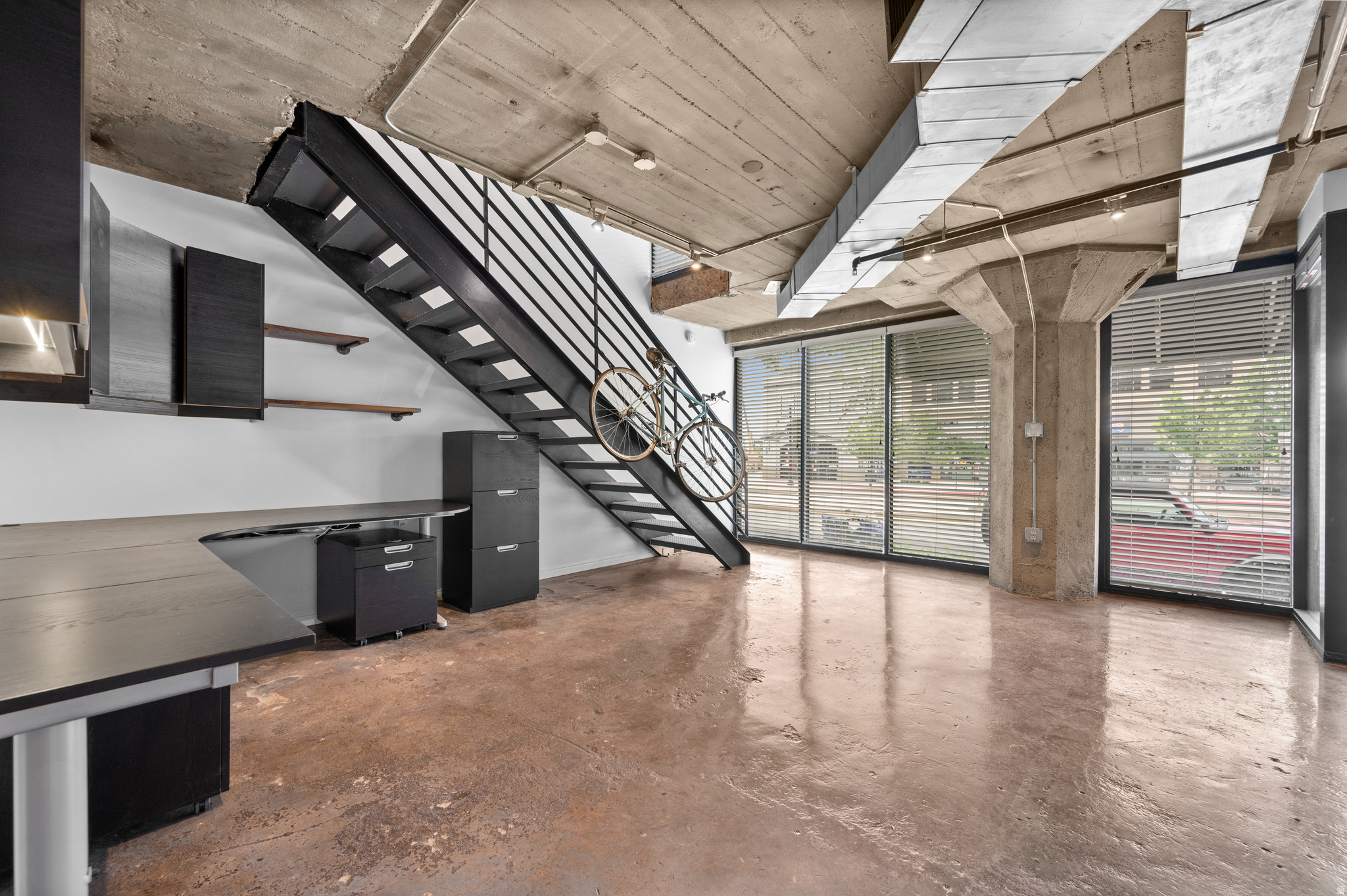 DAKOTA LOFTS - Residential