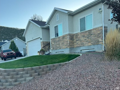 SKYLINE RIDGE - Residential