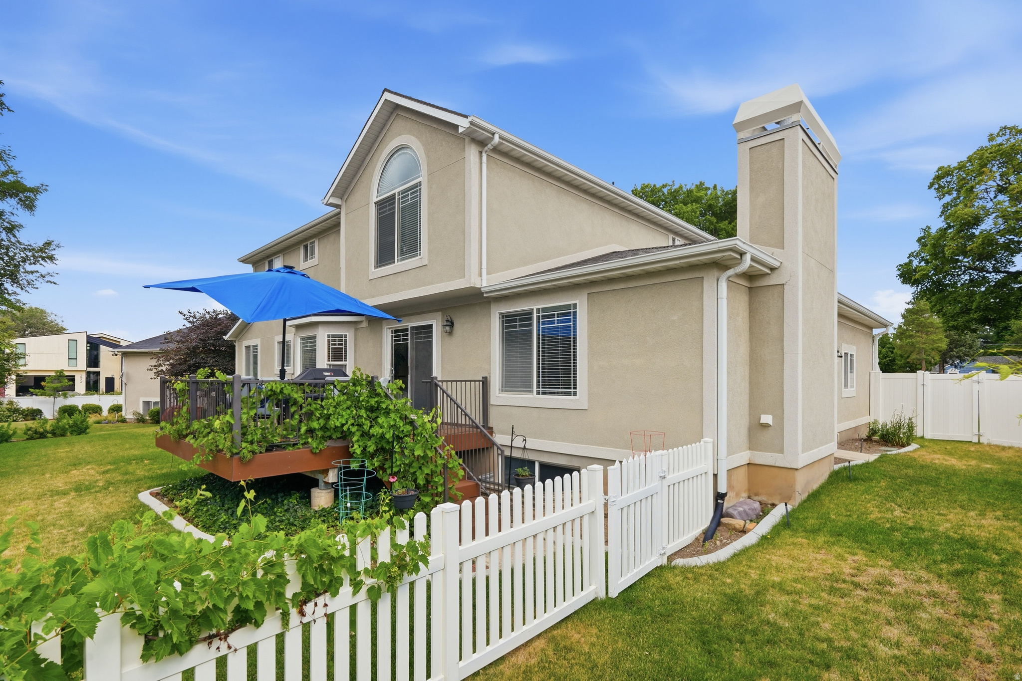 CANYON RIM - Residential