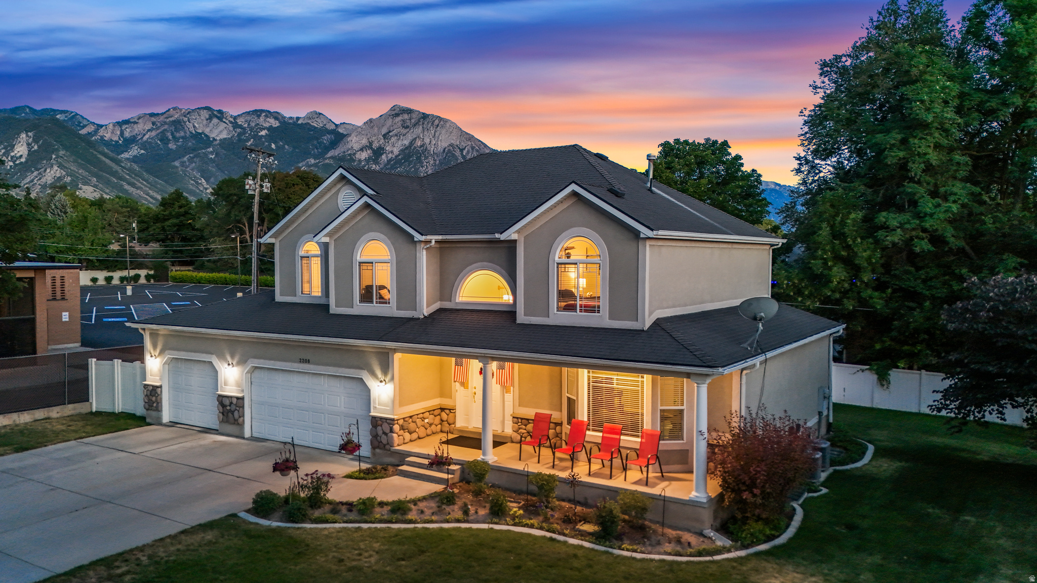 CANYON RIM - Residential