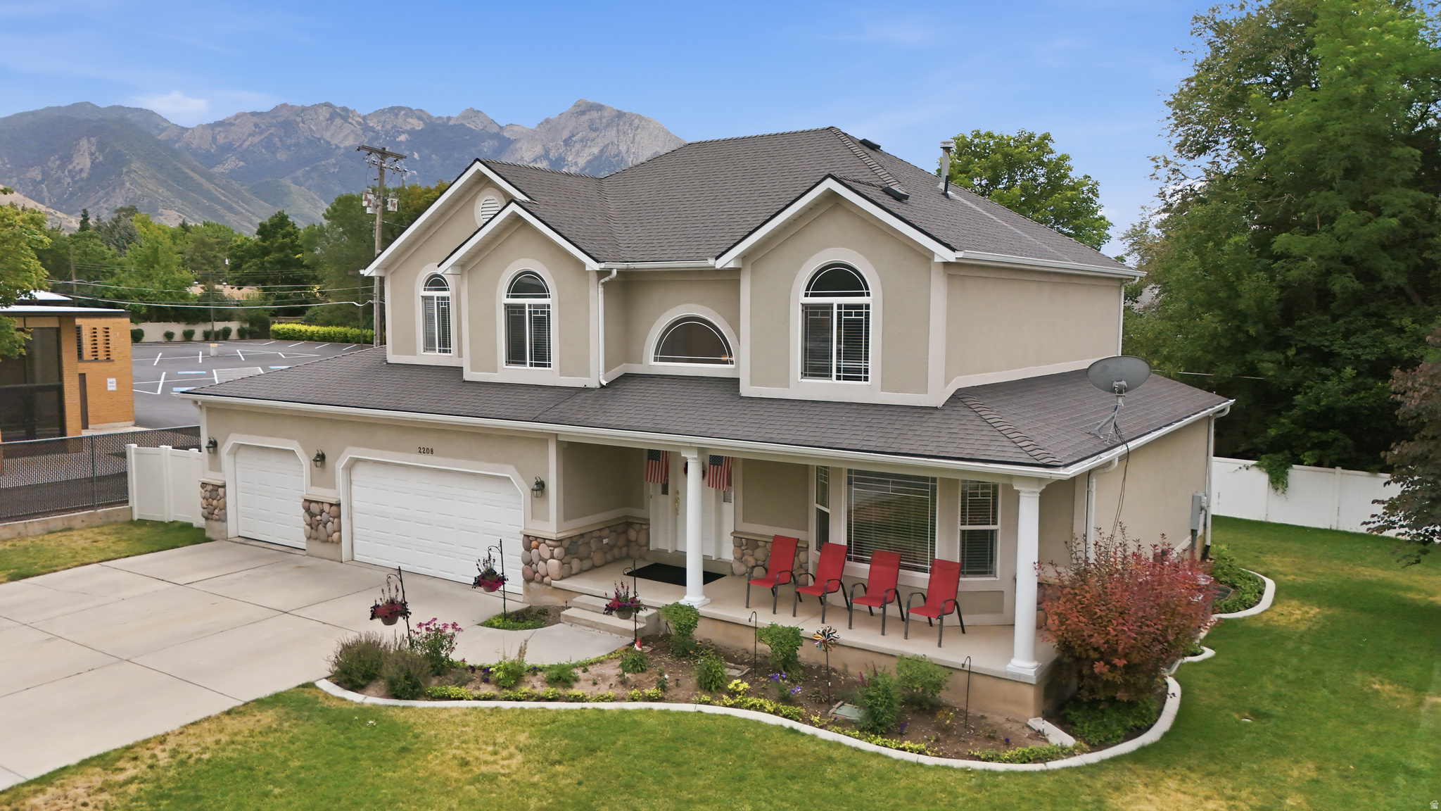 CANYON RIM - Residential