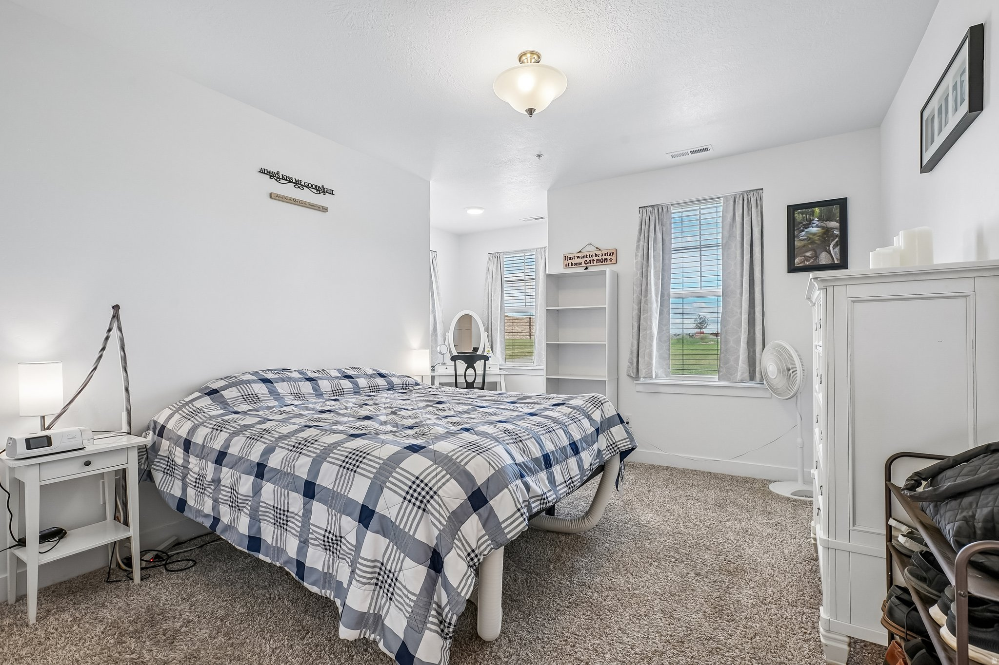 MOUNTAIN RIDGE - Residential