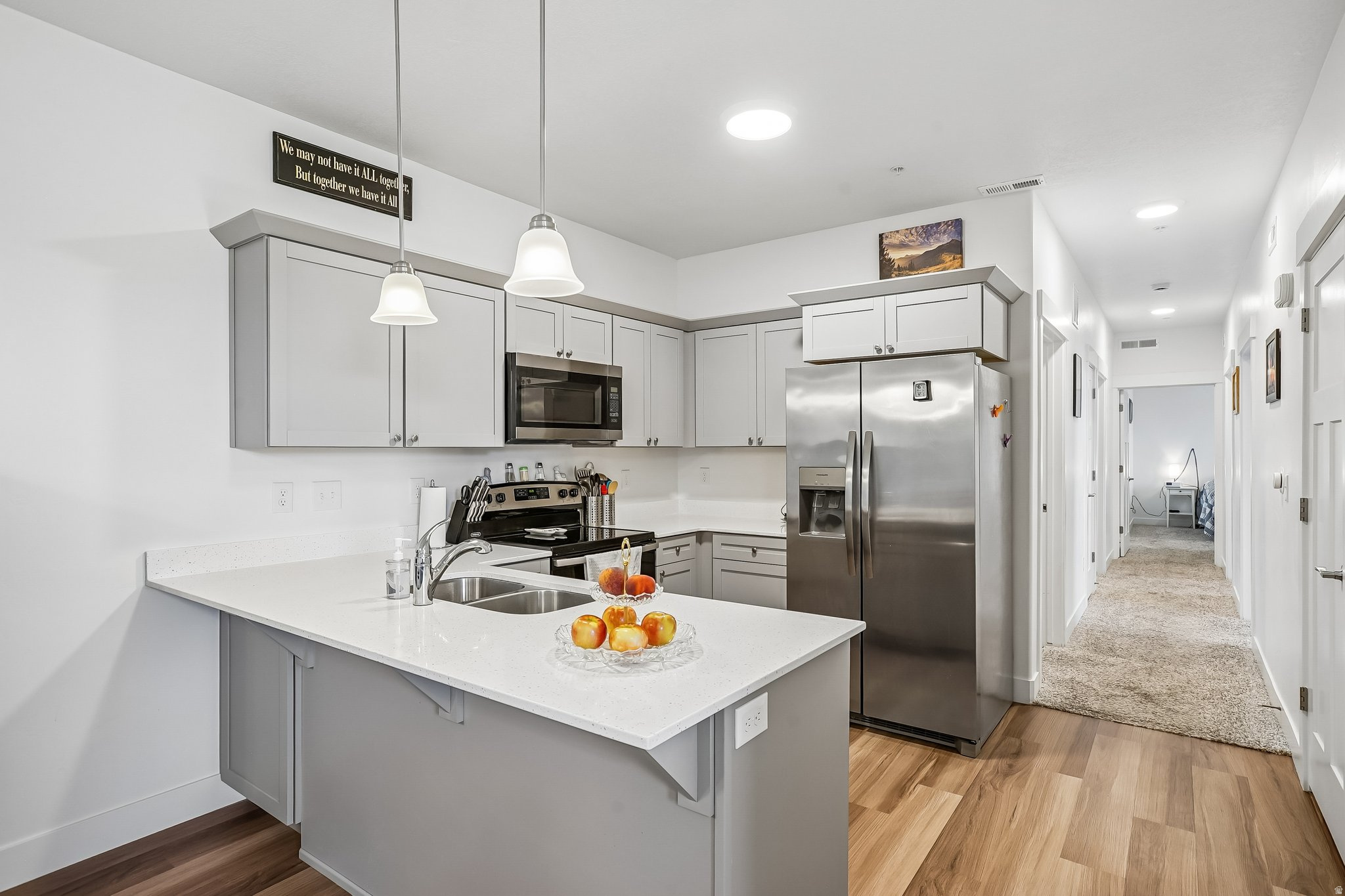 MOUNTAIN RIDGE - Residential