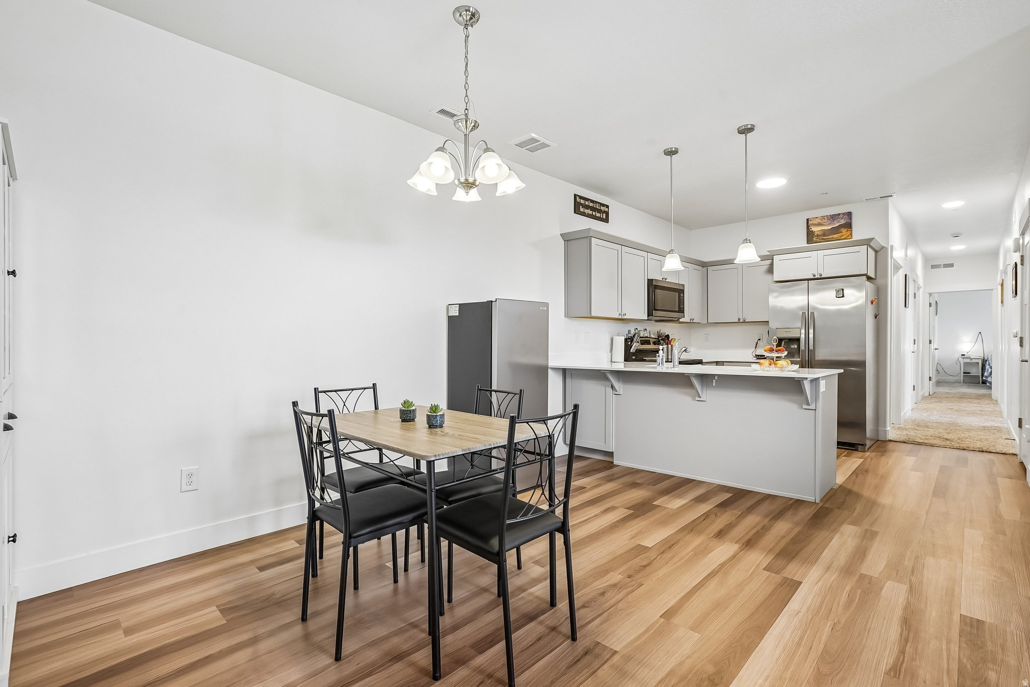 MOUNTAIN RIDGE - Residential