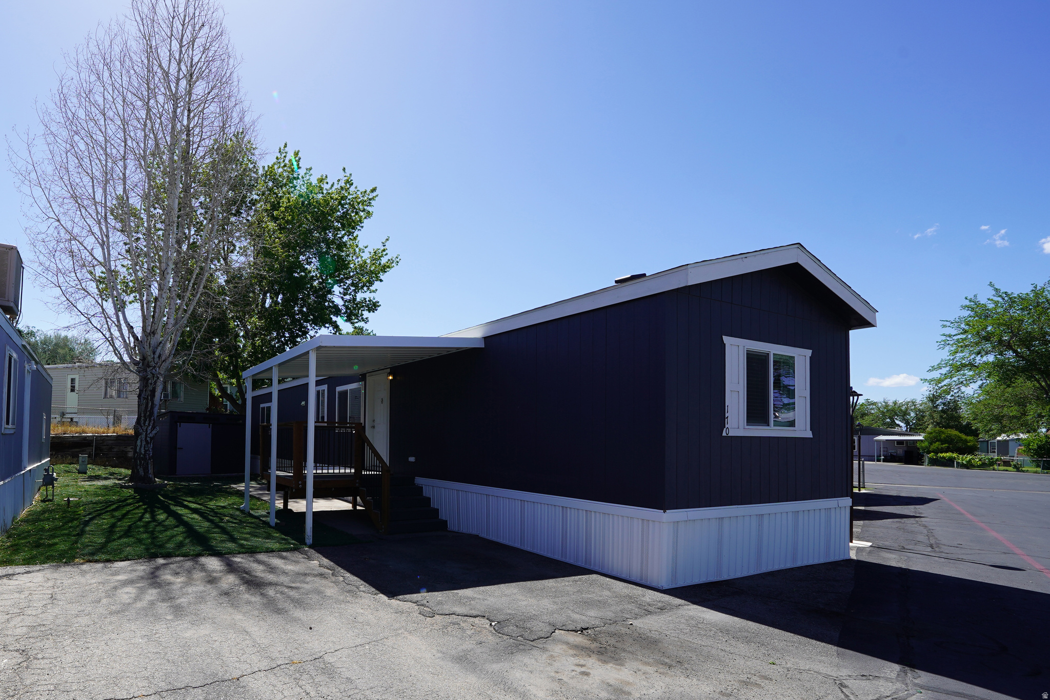 VILLAGE GREEN PARK - Residential