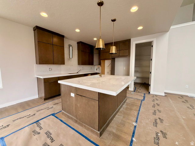CANYON POINT - Residential