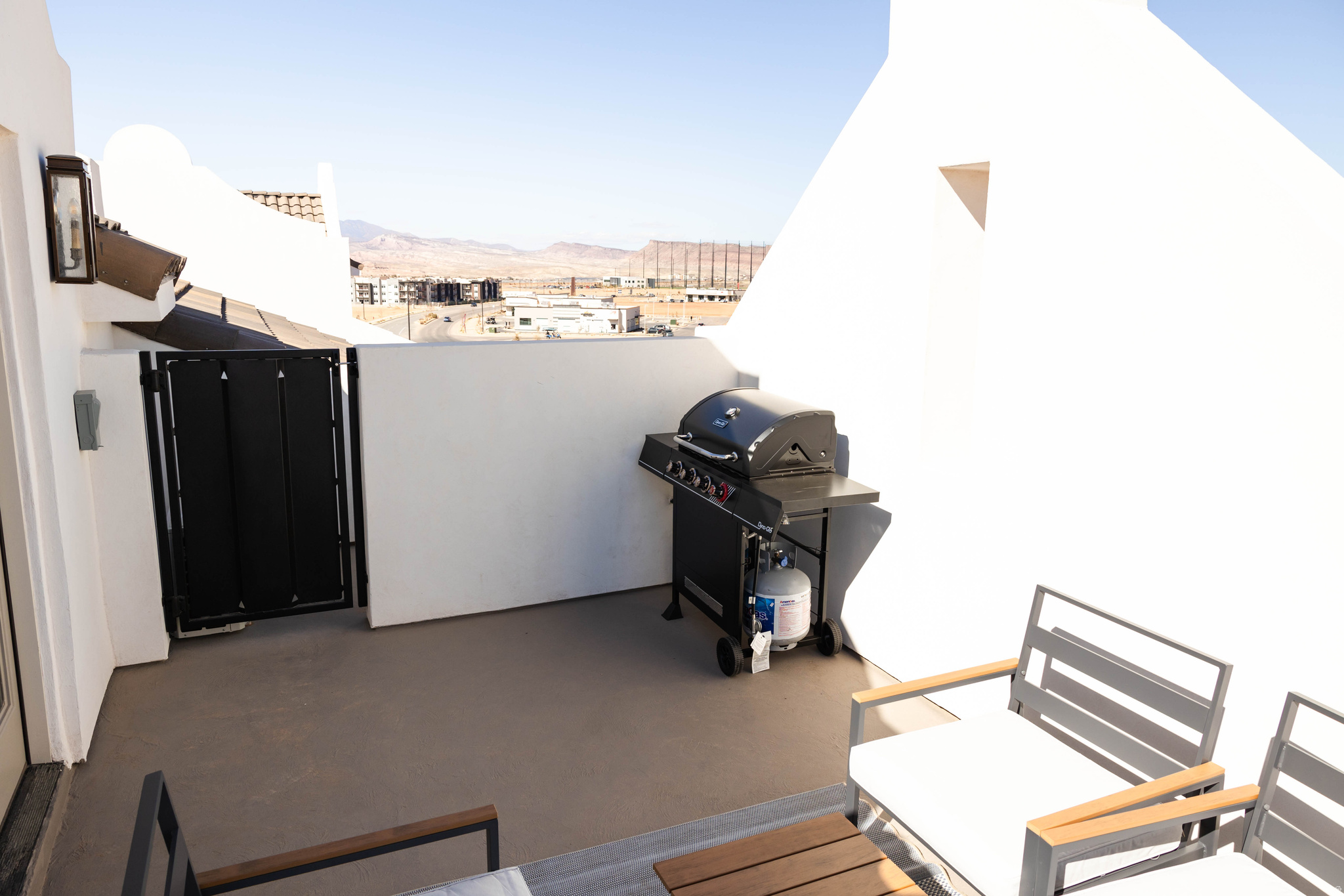 DESERT COLOR AZURE - Residential