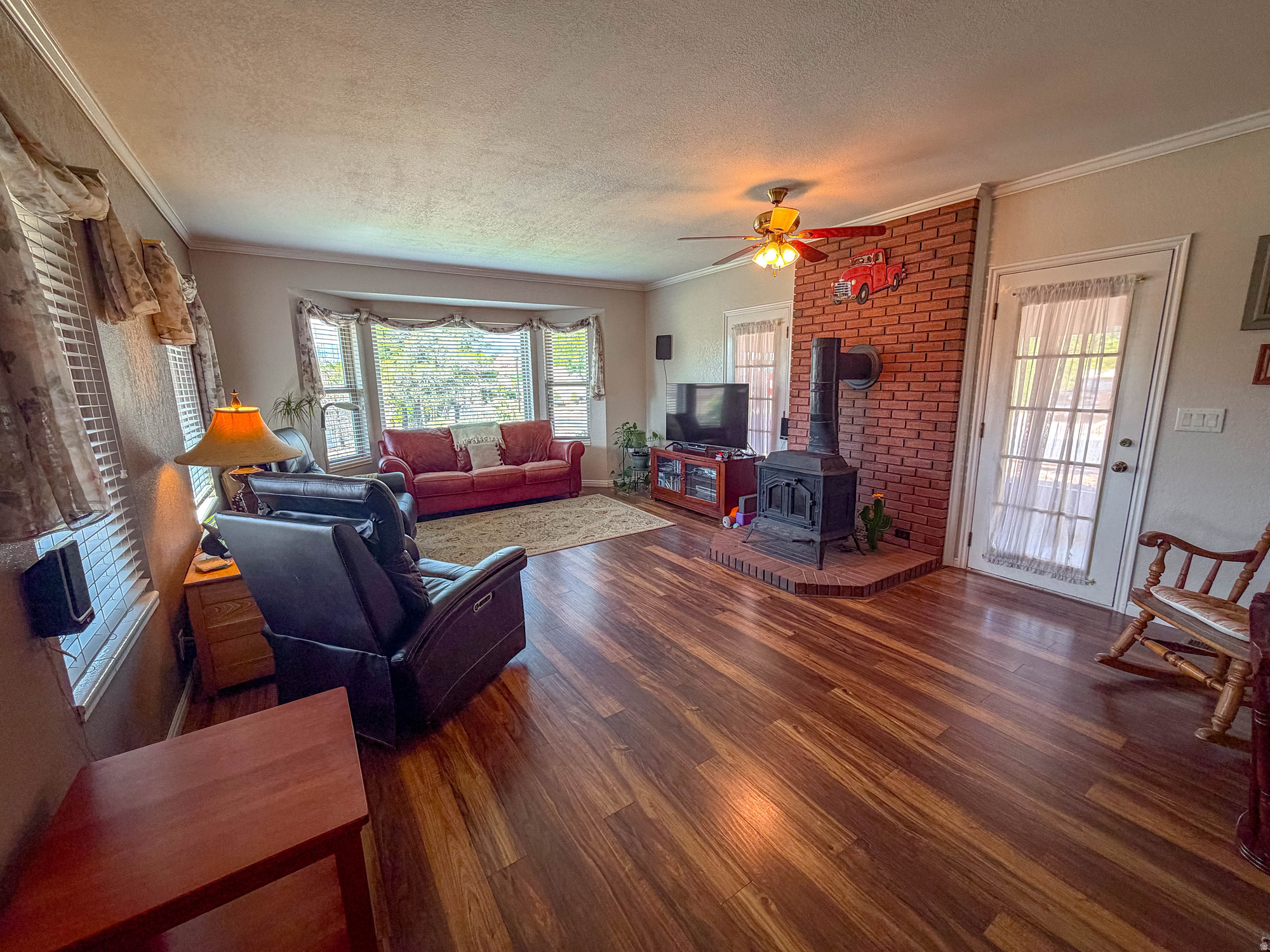 BLOOMINGTON HILLS - Residential