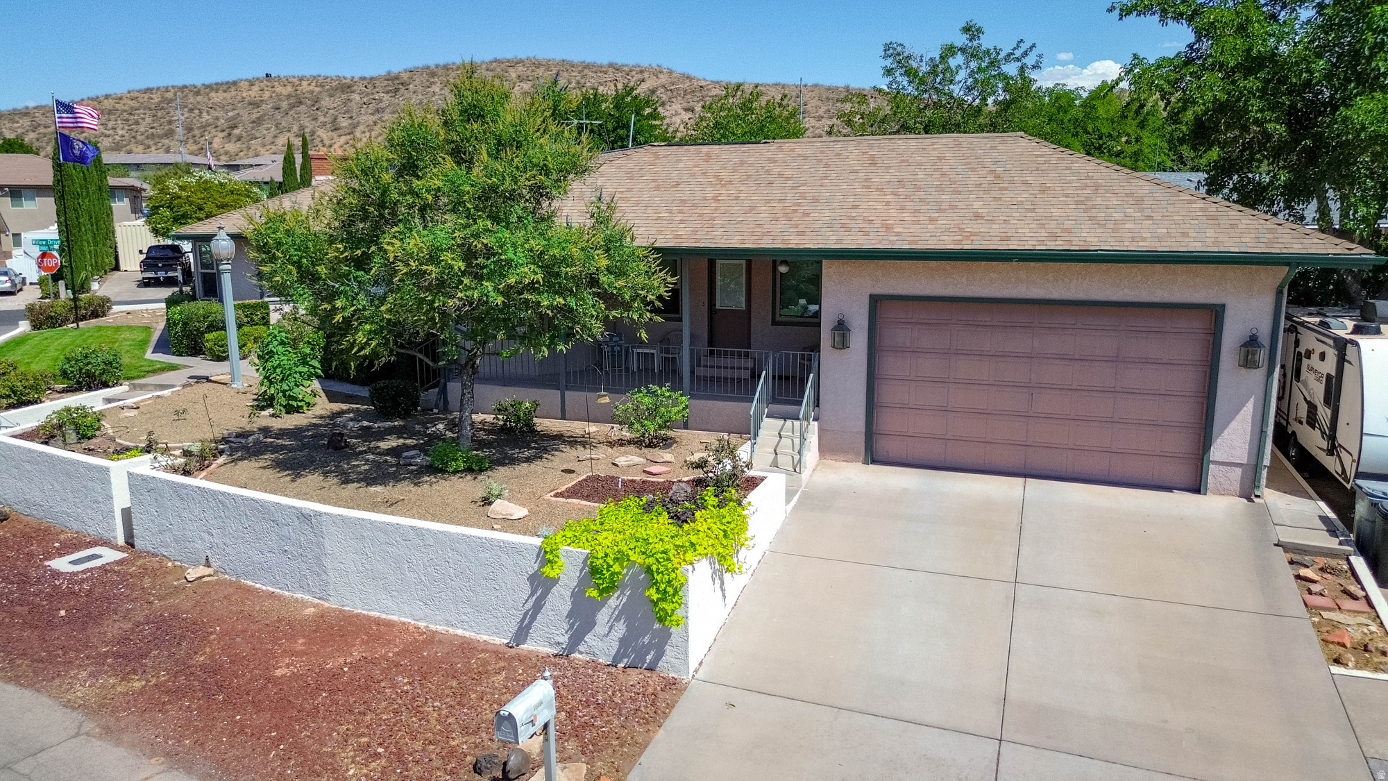 BLOOMINGTON HILLS - Residential