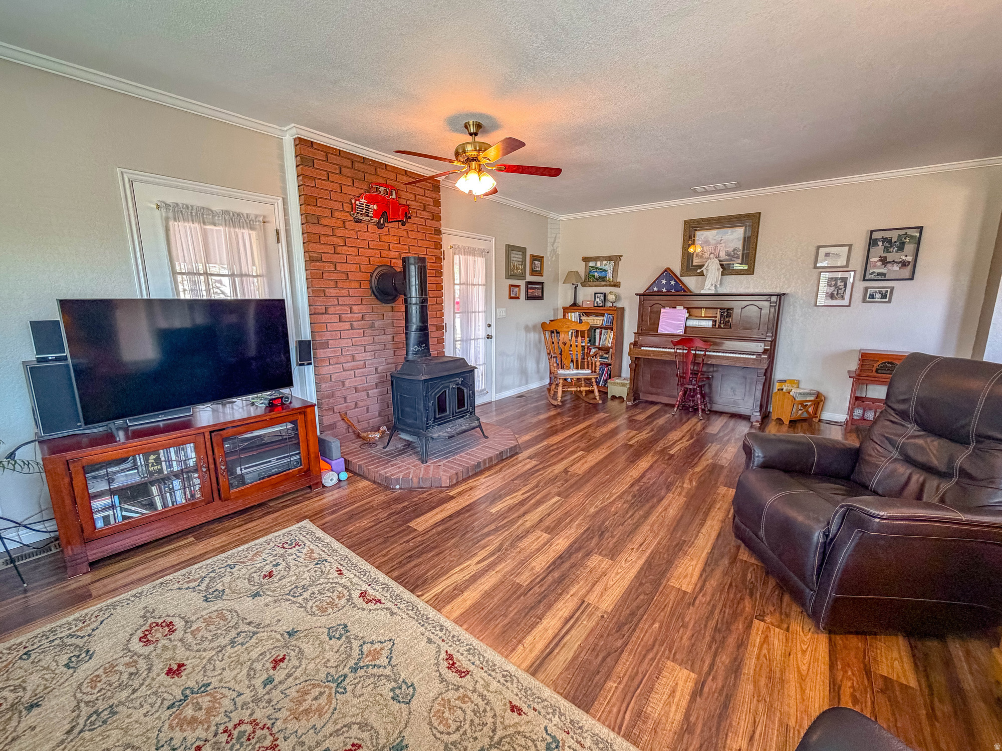 BLOOMINGTON HILLS - Residential