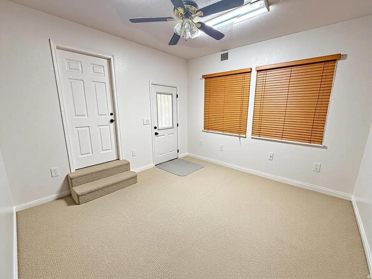 BLOOMINGTON HILLS - Residential