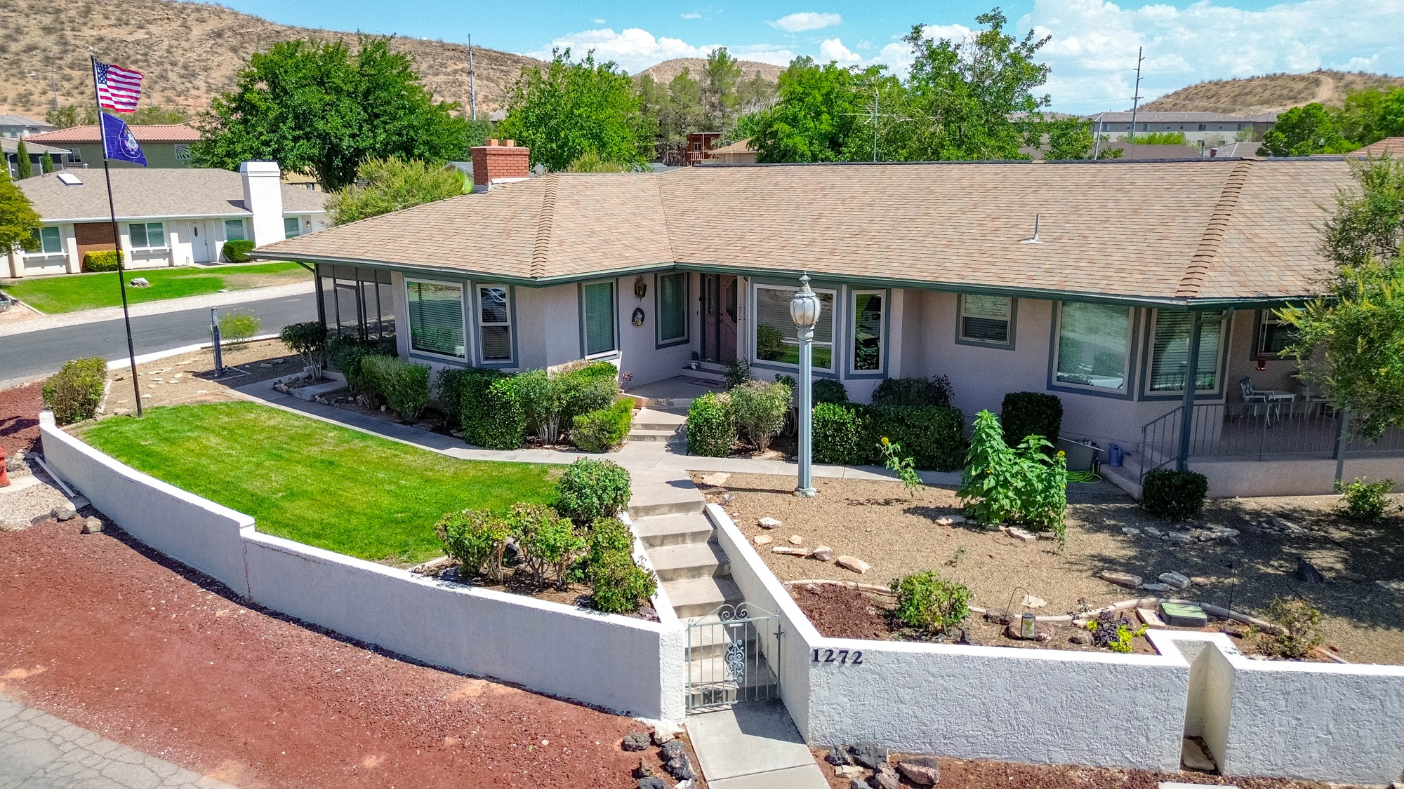 BLOOMINGTON HILLS - Residential
