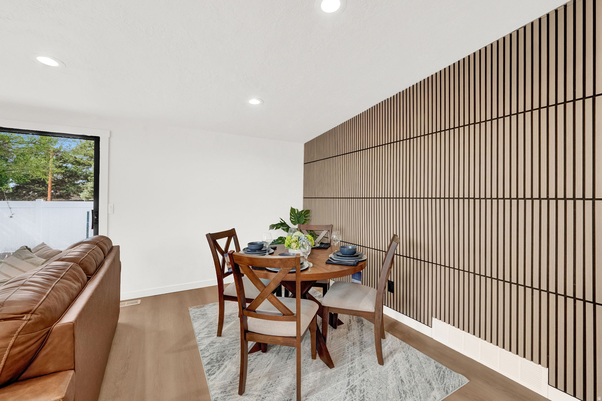 ROLLING MEADOWS - Residential