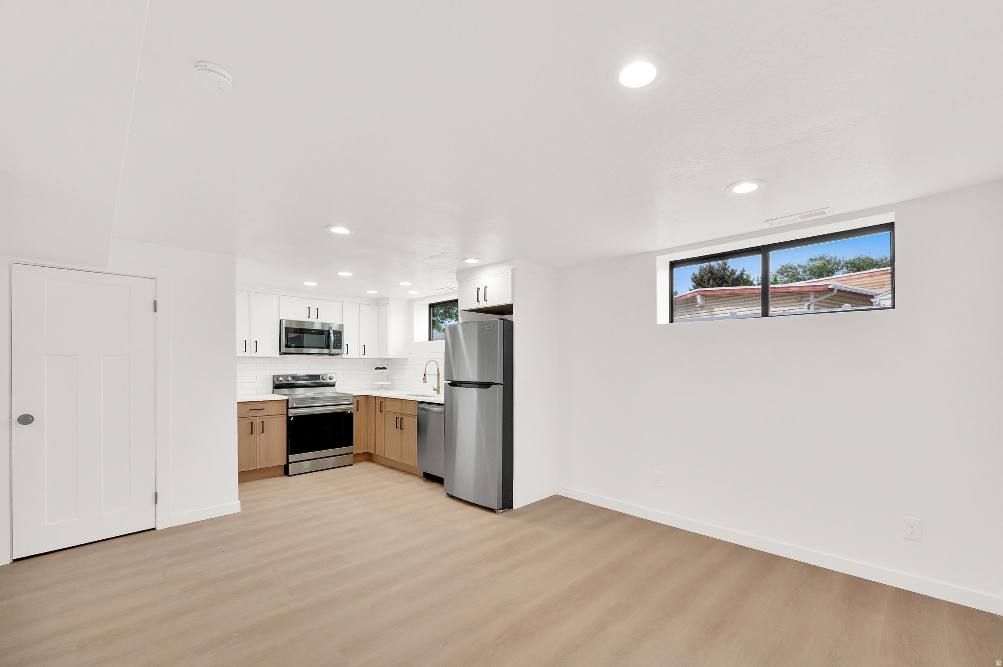 ROLLING MEADOWS - Residential